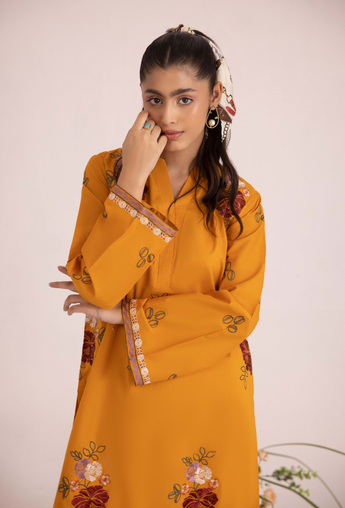 Pret 2 - D09 Lawn Pakistani Summer Dresses - Humdum - 3