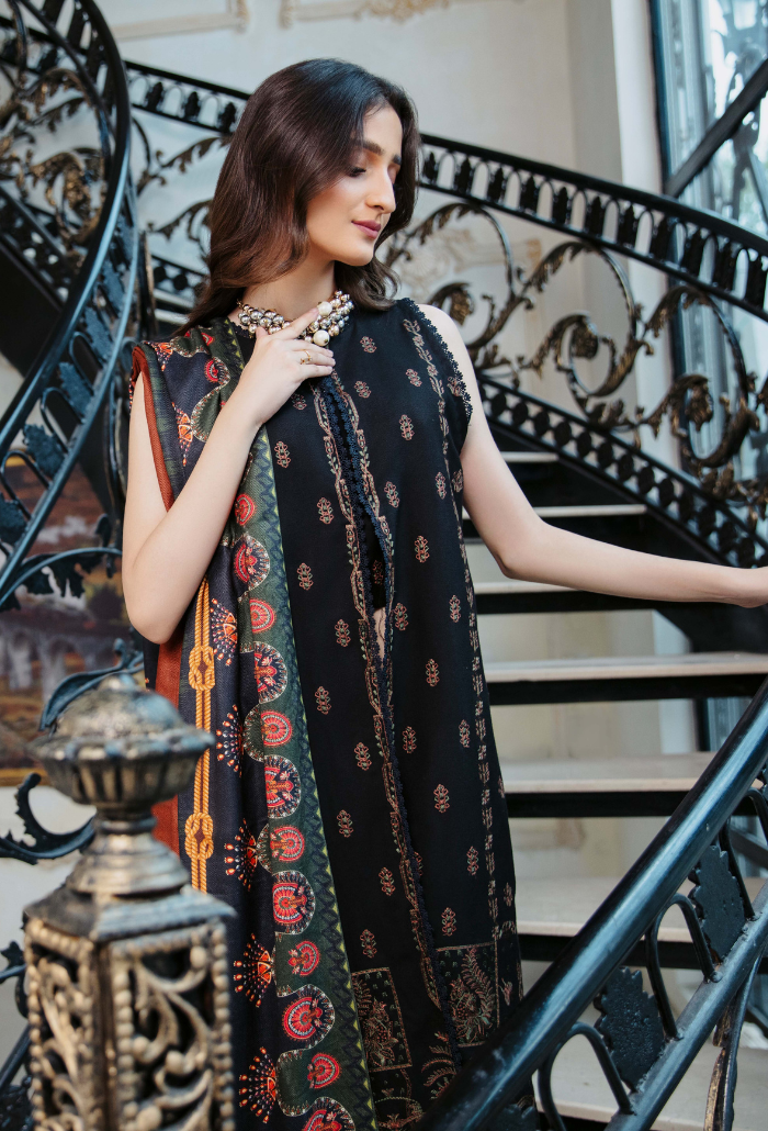 Serene - D03 Premium Fabric Pakistani Winter Dresses - Humdum - 4