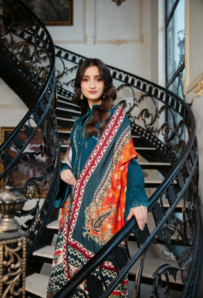 Serene - D01 Premium Fabric Pakistani Winter Dresses - Humdum - 4