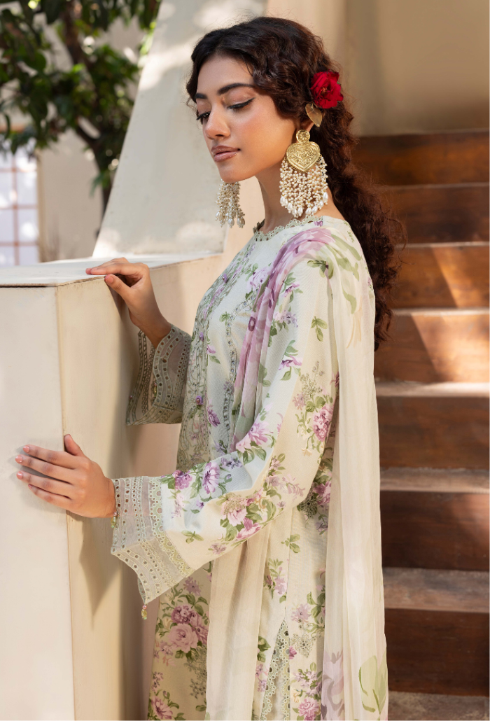 Zaiba - D08 Chiffon Pakistani Winter Dresses - Humdum - 4