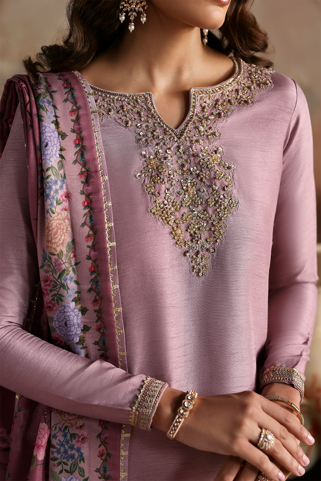 ZAREEN Luxury Pakistani Fashion
