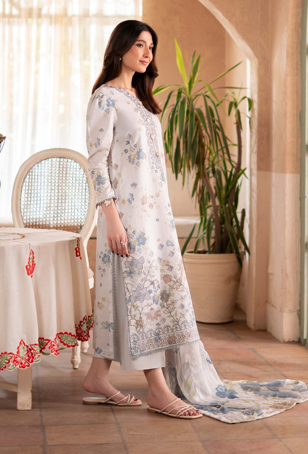 Kanwal - D08 Chiffon Pakistani Summer Dresses - Humdum - 3