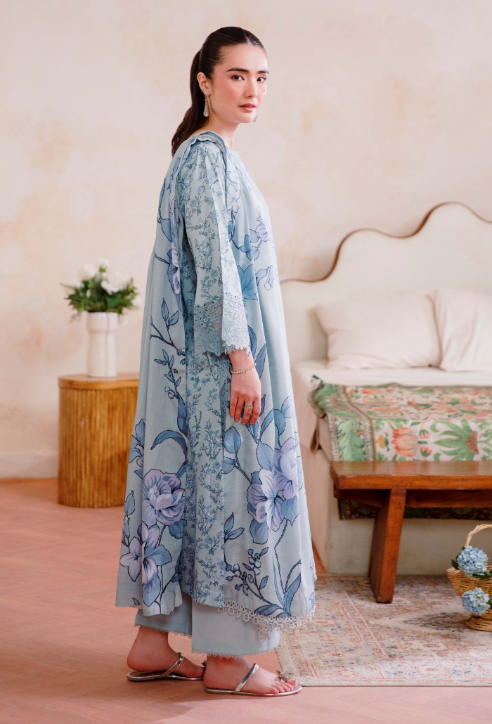 LAYLA - D03 Organza Pakistani Winter Dresses - Humdum - 3
