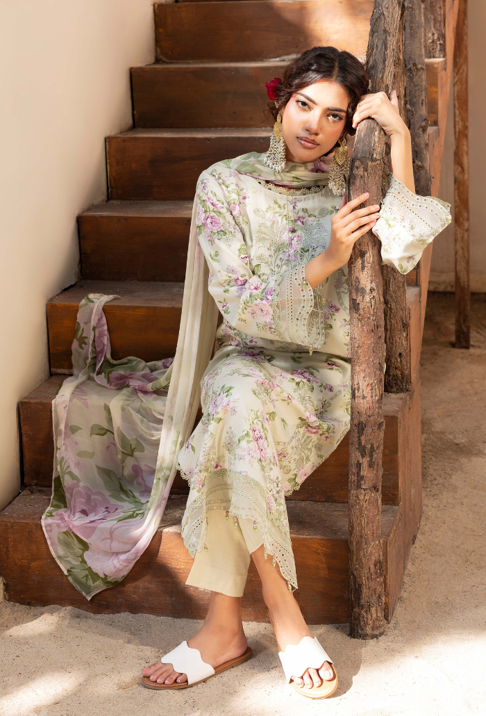 Zaiba - D08 Chiffon Pakistani Winter Dresses - Humdum - 3