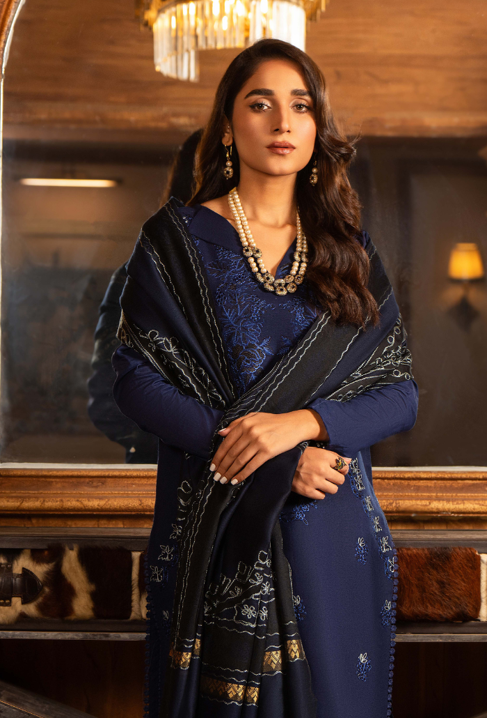 Aaima - D07 Jacquard Pakistani Winter Dresses - Humdum - 3