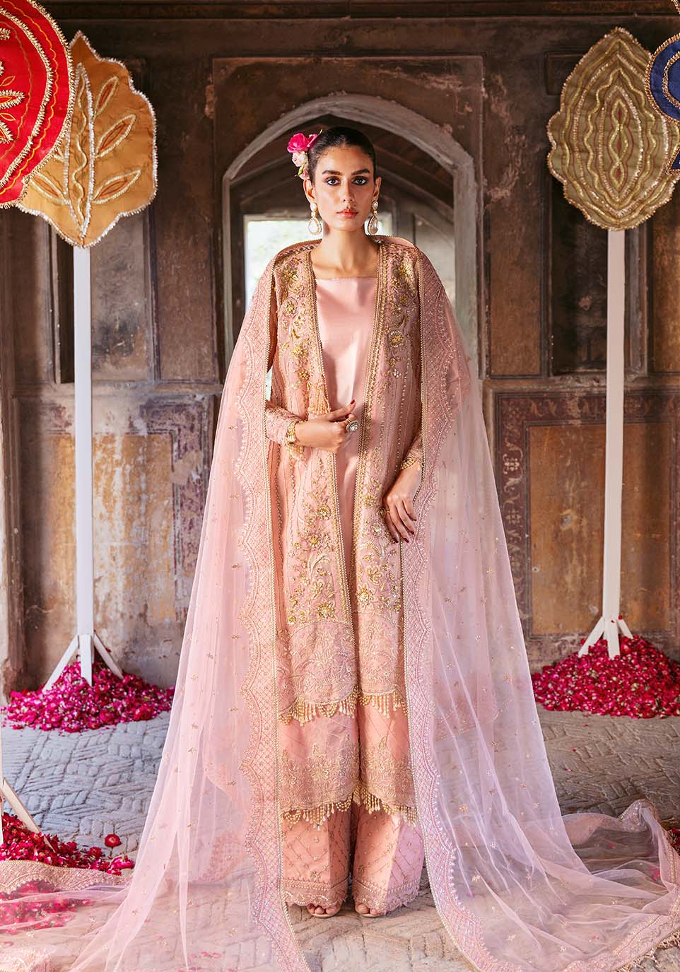 MehÄr (Ù…ÛØ±) Luxury Pakistani Fashion