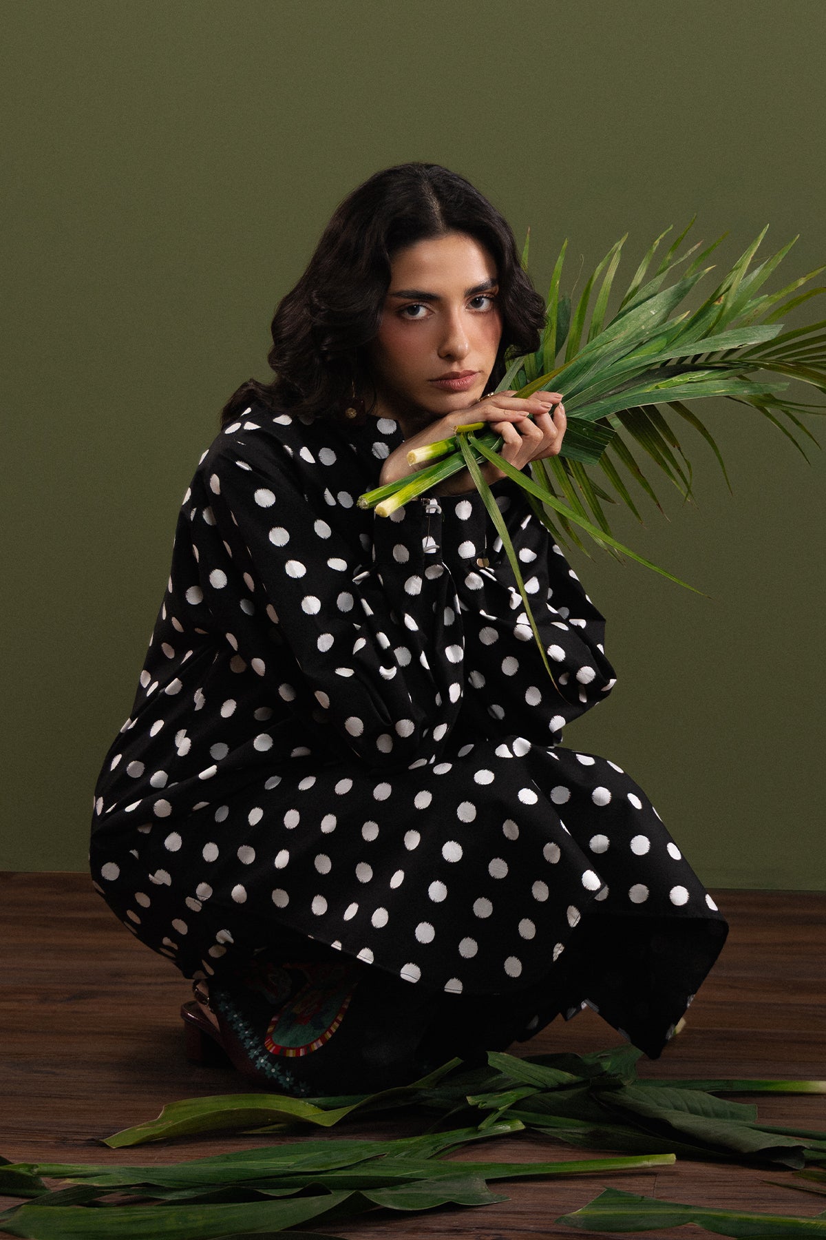 Monochrome Mood Cambric Pakistani Summer Dresses - Afrozeh - 4