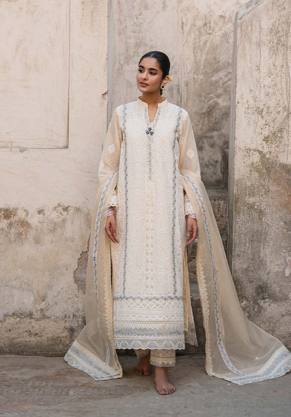 SAHAR-E-AWADH Embroidered Pakistani Dress