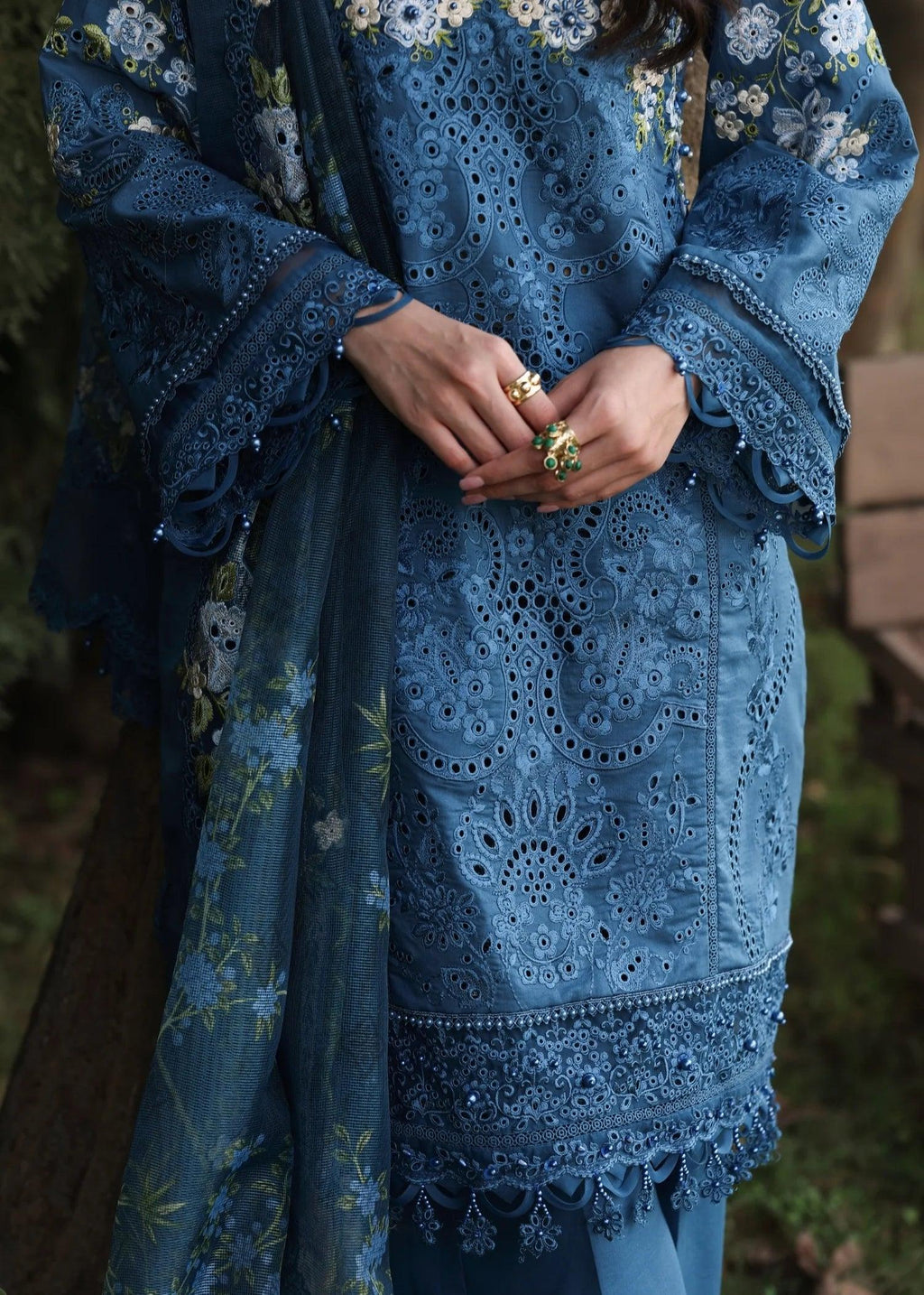 BLUE BLOSSOMS