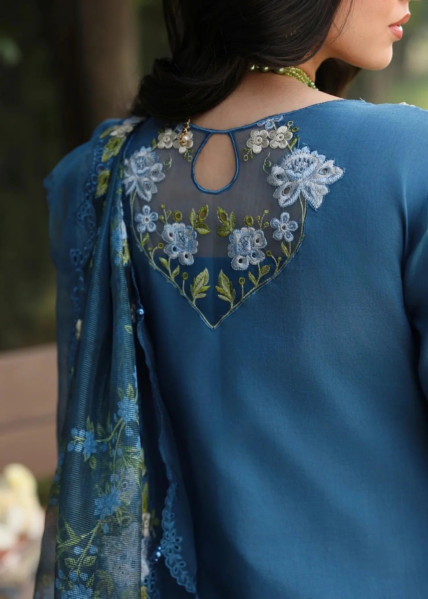 BLUE BLOSSOMS