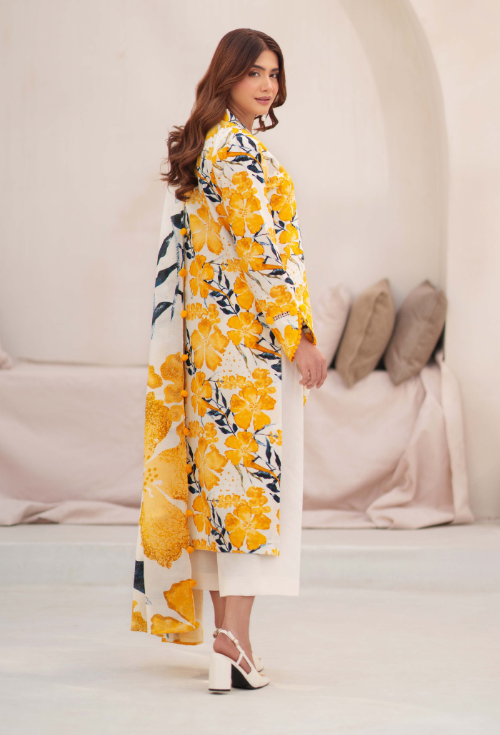 La vie - D02 Khaddar Pakistani Winter Dresses - Humdum - 3