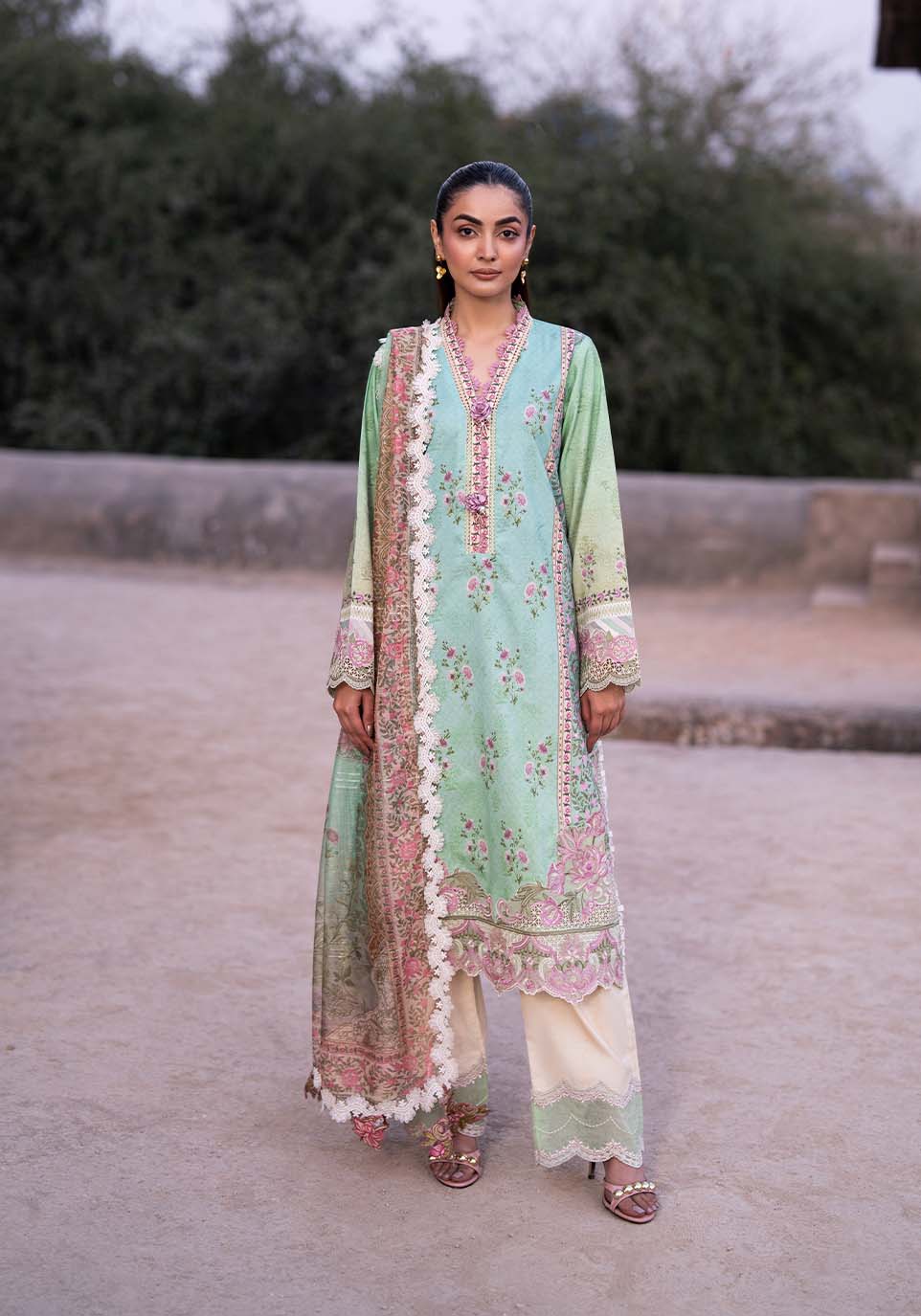 ZQL0011 Pakistani Formal Dresses Collection
