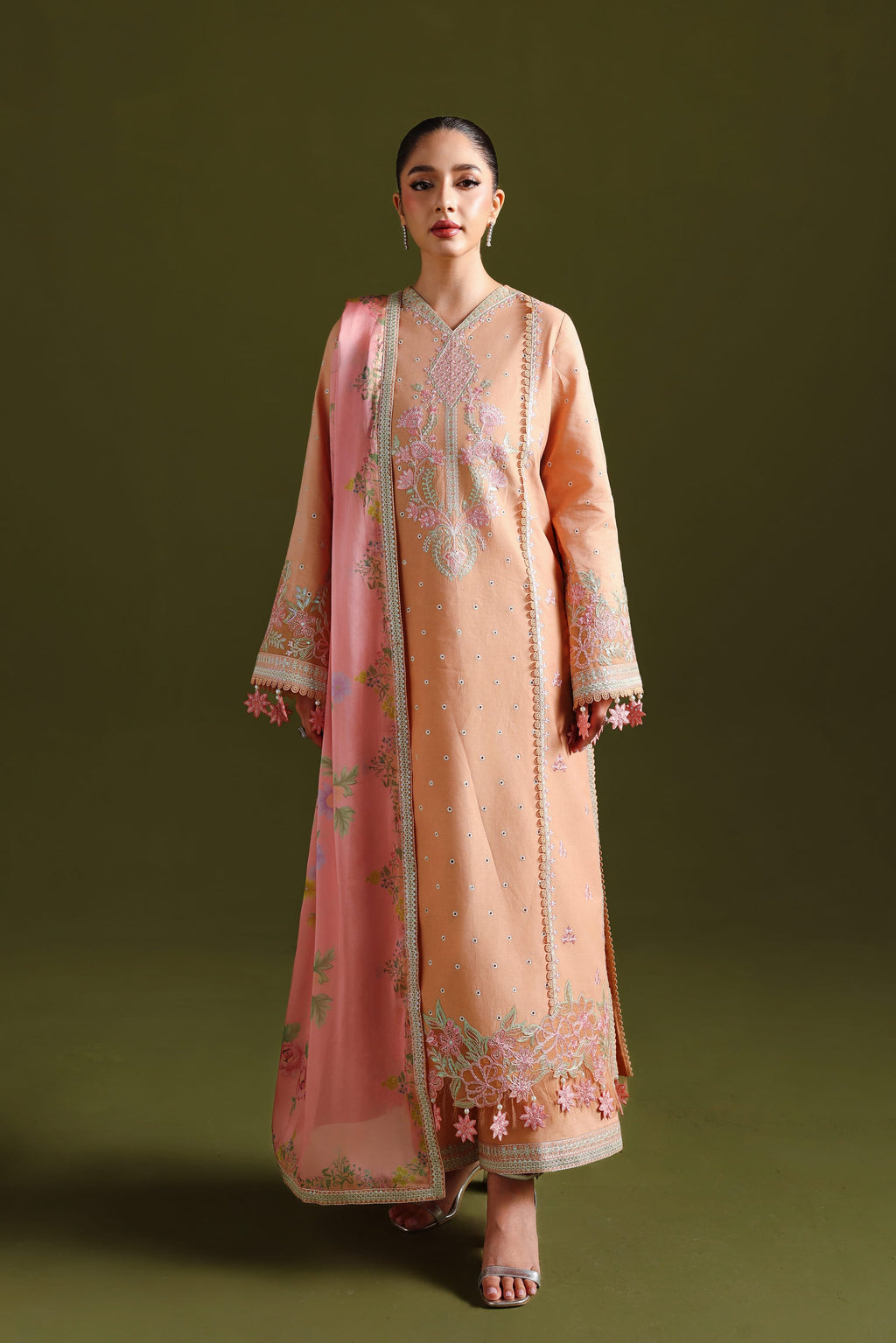 Aaralyn Luxury Pakistani Fashion