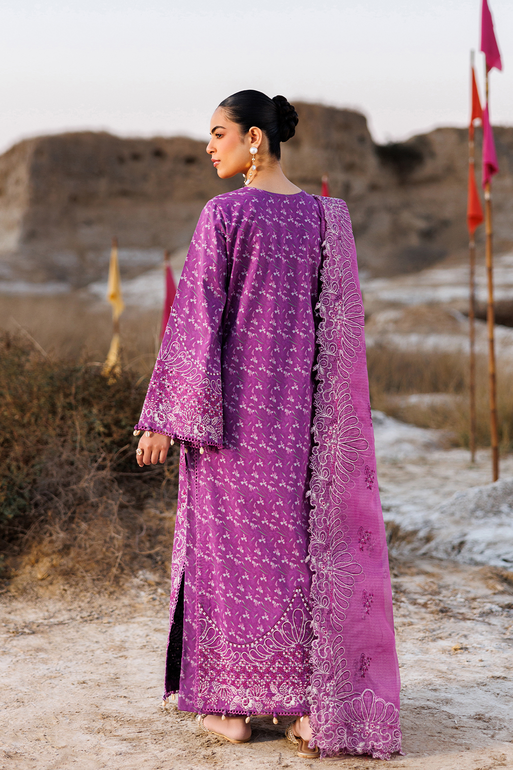 FLORAL FRENZY Luxury Pakistani Fashion