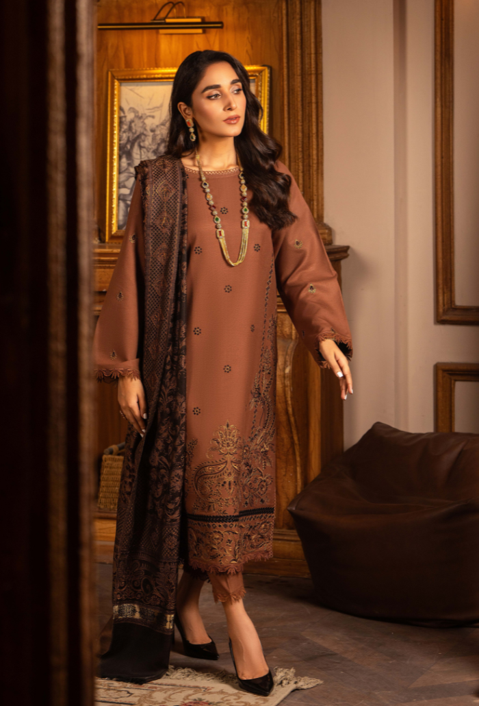 Aaima - D04 Jacquard Pakistani Winter Dresses - Humdum - 3