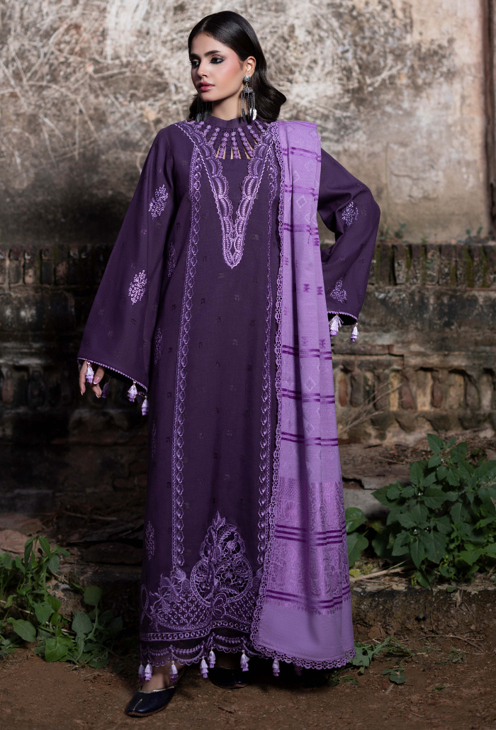 Khumar - D08 Organza Pakistani Winter Dresses - Humdum - 1