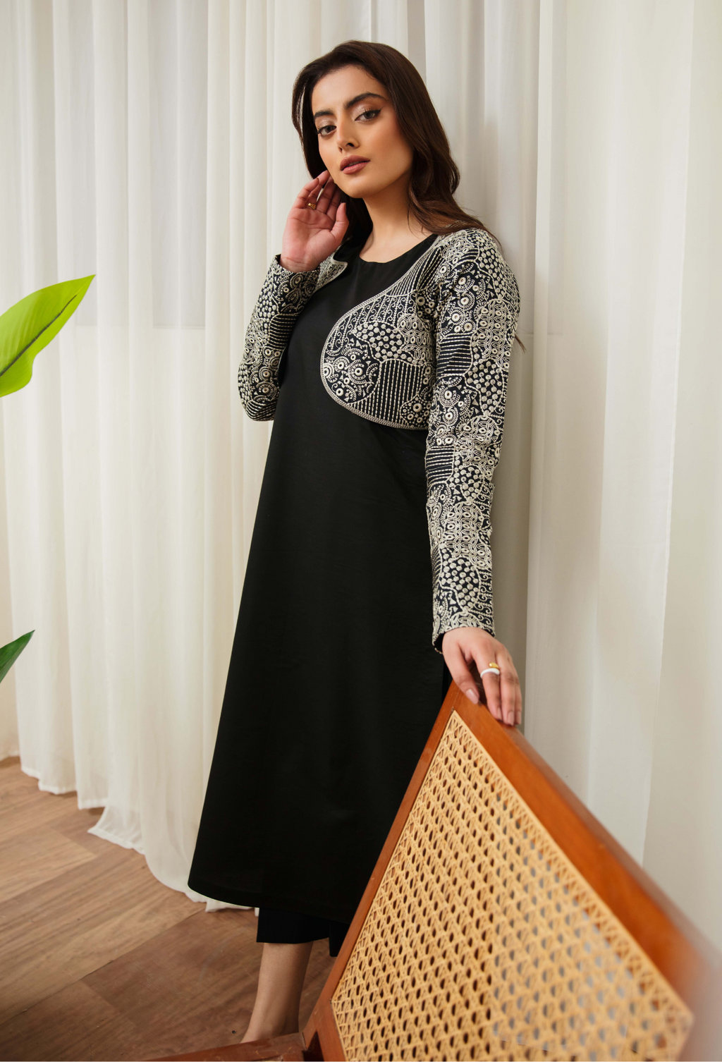 Ayra - D05 Lawn Pakistani Summer Dresses - Humdum - 3