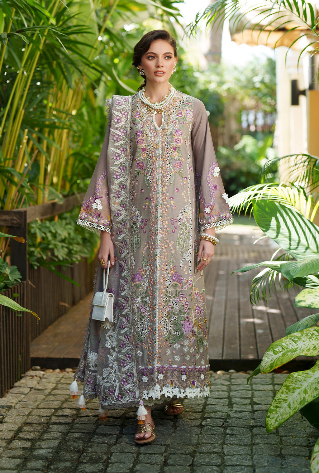 Veya Luxury Pakistani Fashion