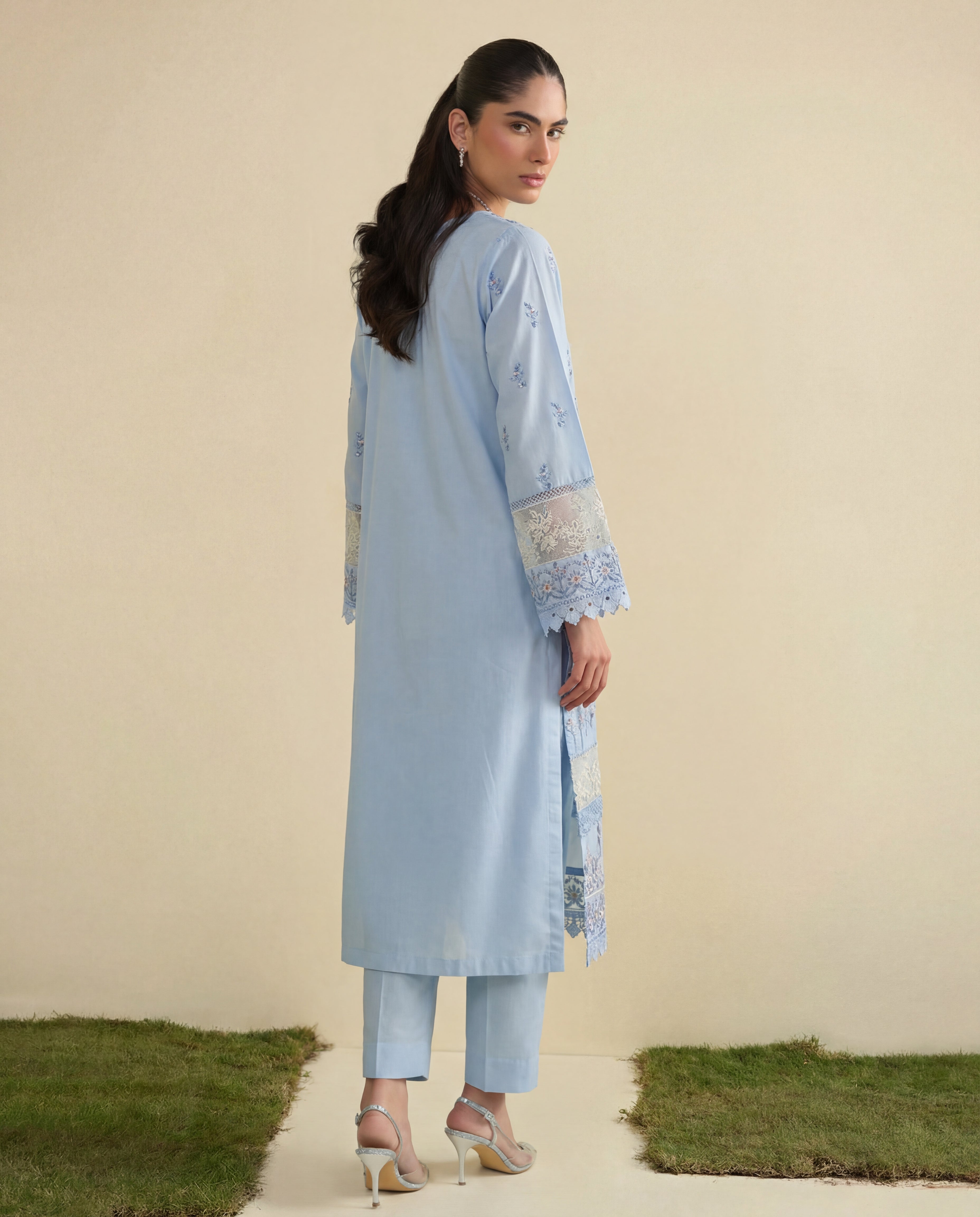 Avenoir Premium Fabric Pakistani Summer Dresses - Sahiba-clothing - 3