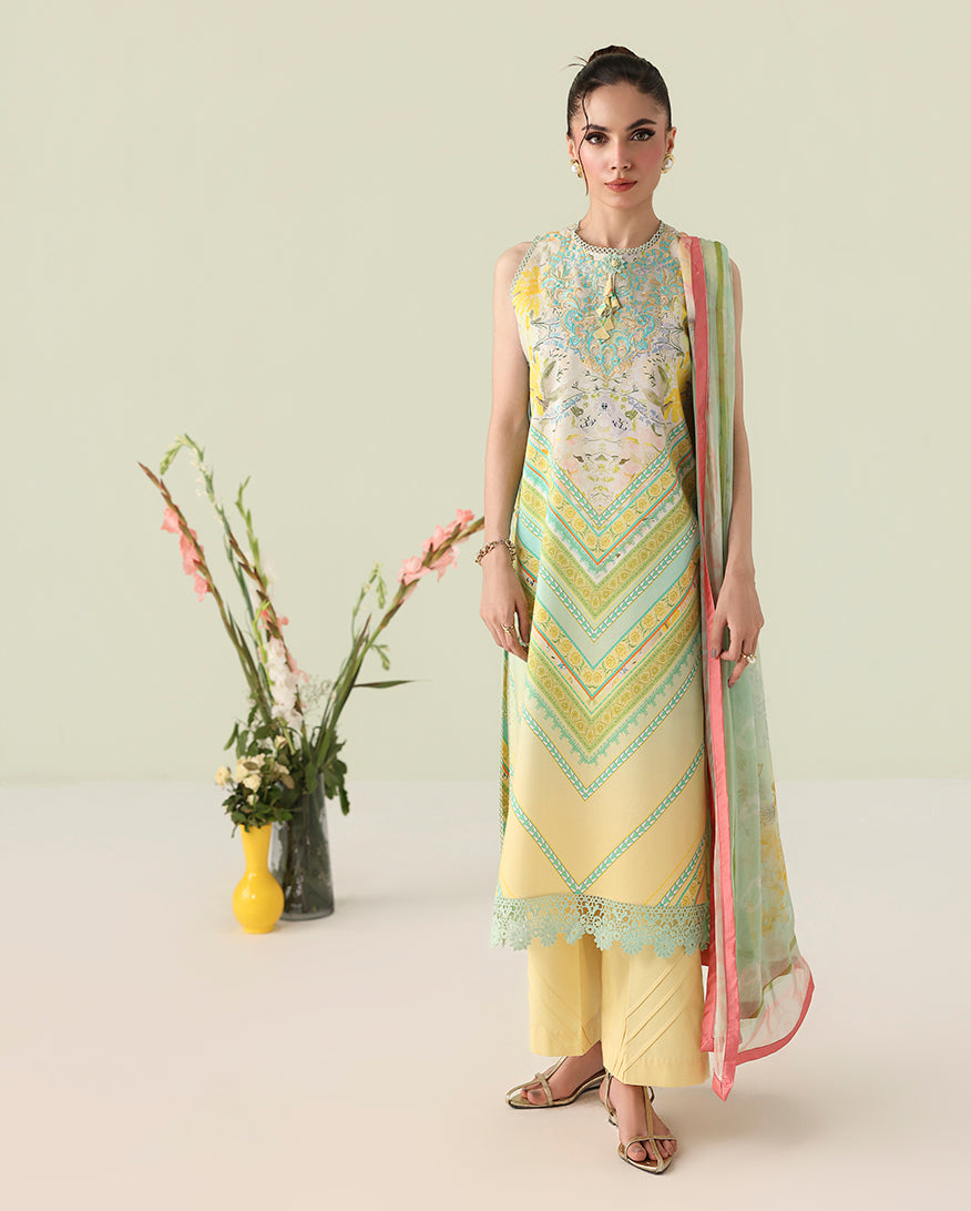 Bloomed Muse Organza Women Clothing - Roheenaz - 1