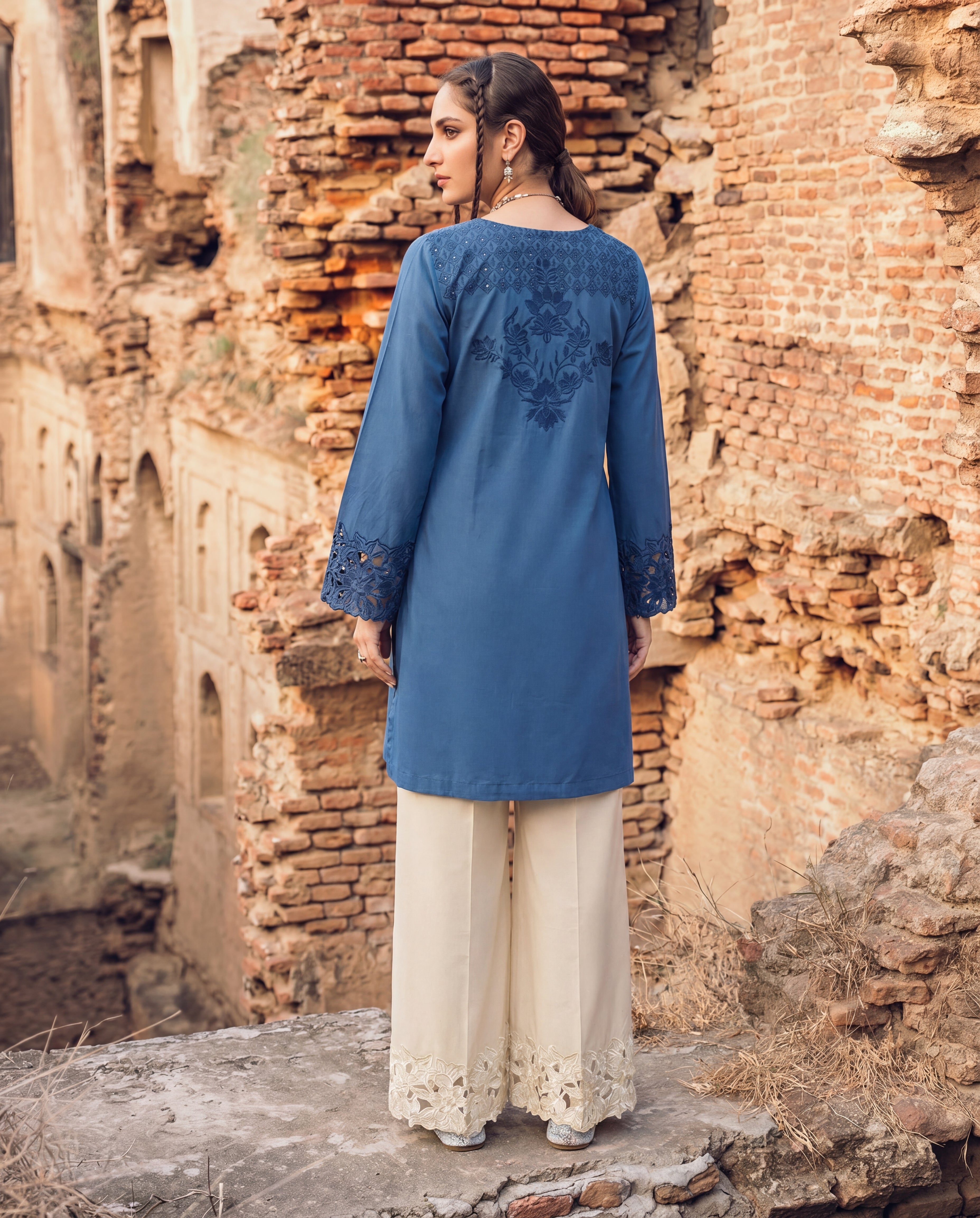 Creme Blue Lawn Pakistani Summer Dresses - Sahiba-clothing - 2