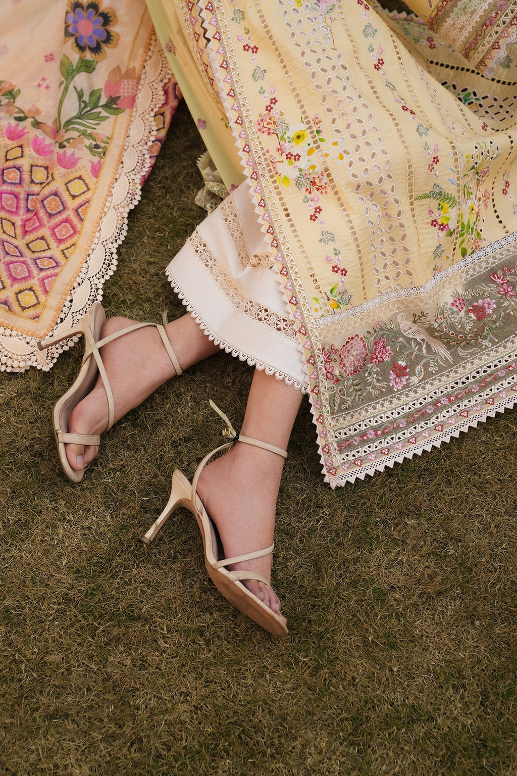 Eira Organza Pakistani Summer Dresses - Afrozeh - 4