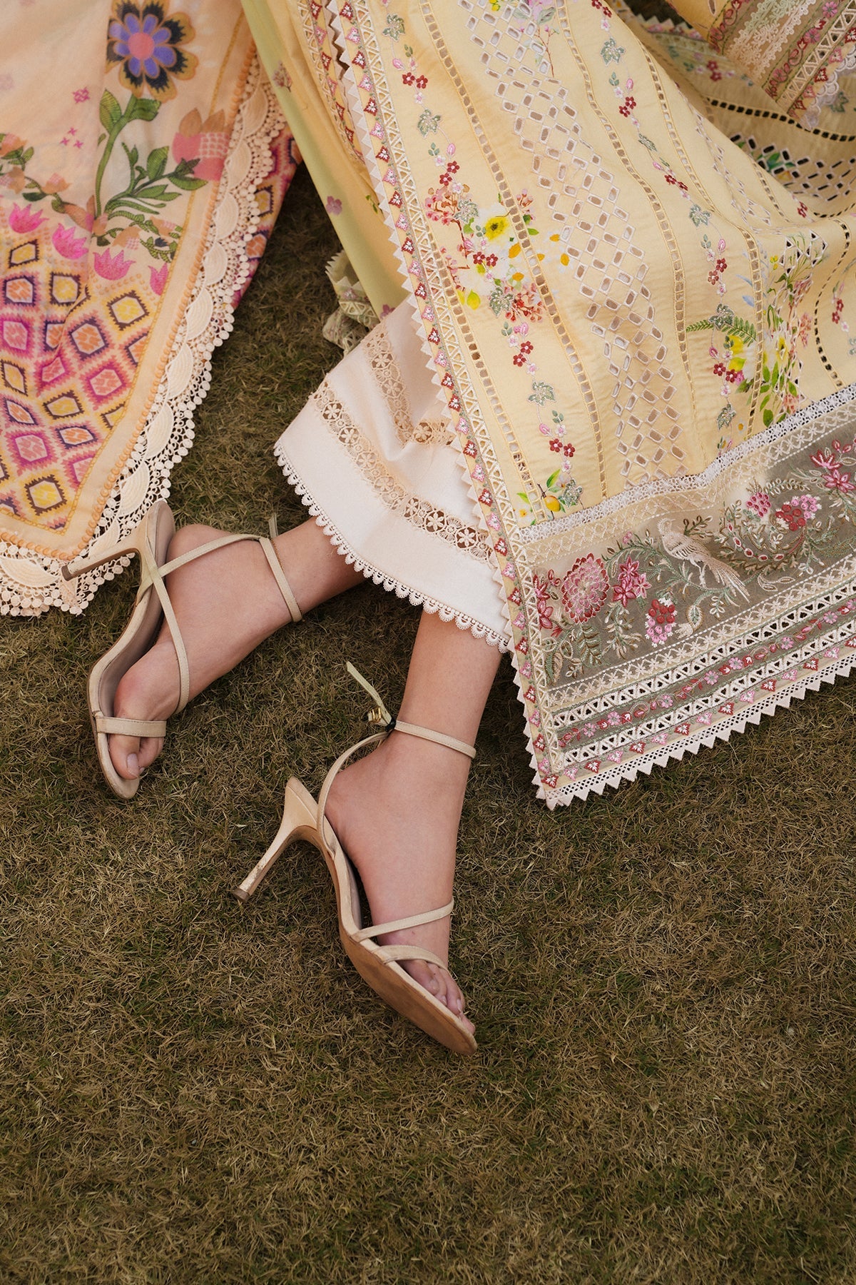 Eira Organza Pakistani Summer Dresses - Afrozeh - 4