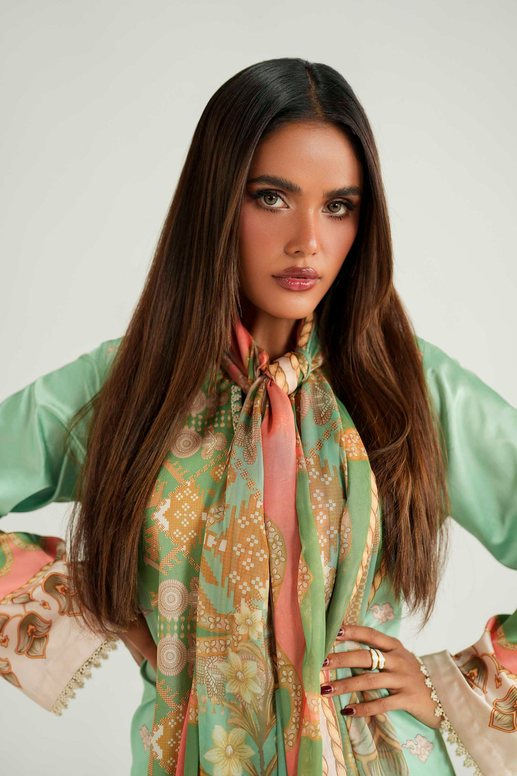 Zinnia Silk Pakistani Formal Dresses - Akbar Aslam - 5