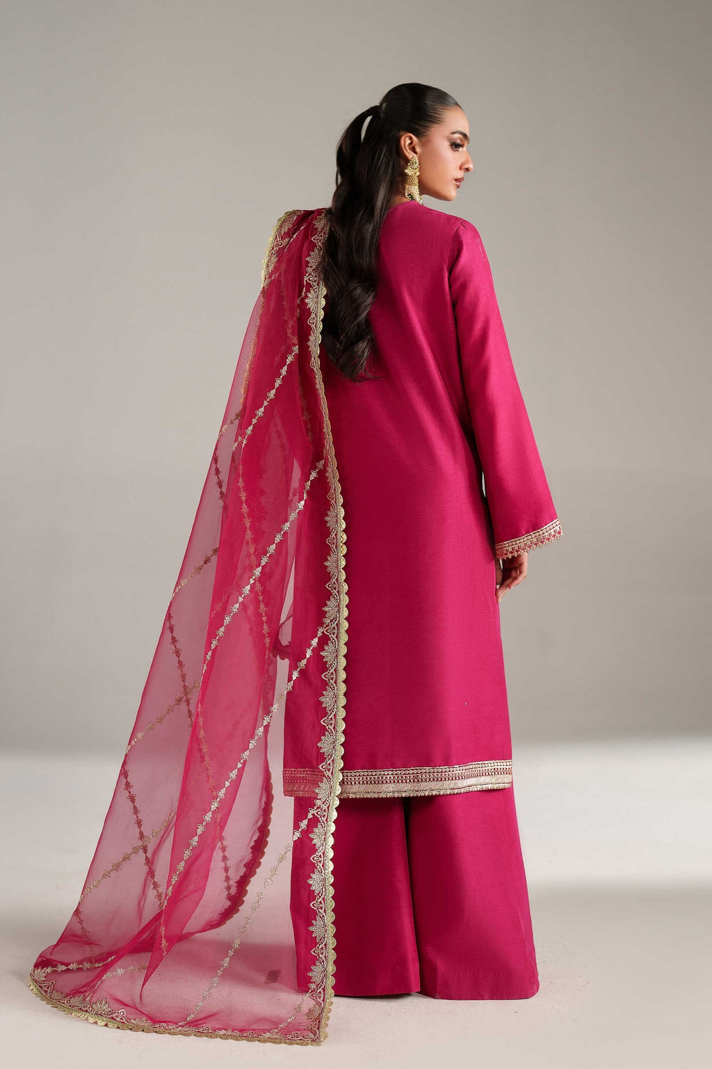 Inaya