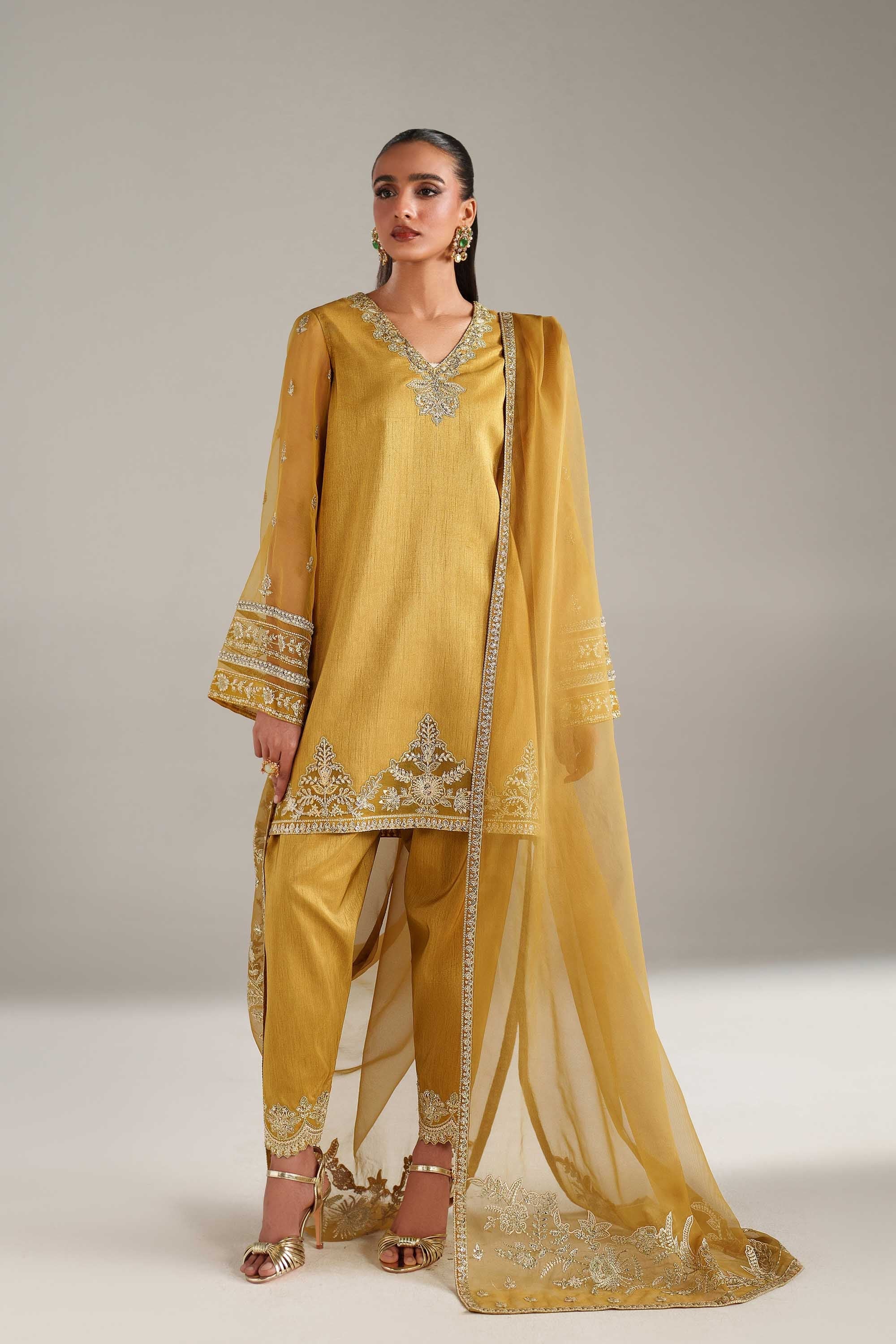 Paree Pakistani Casuals Dresses Collection
