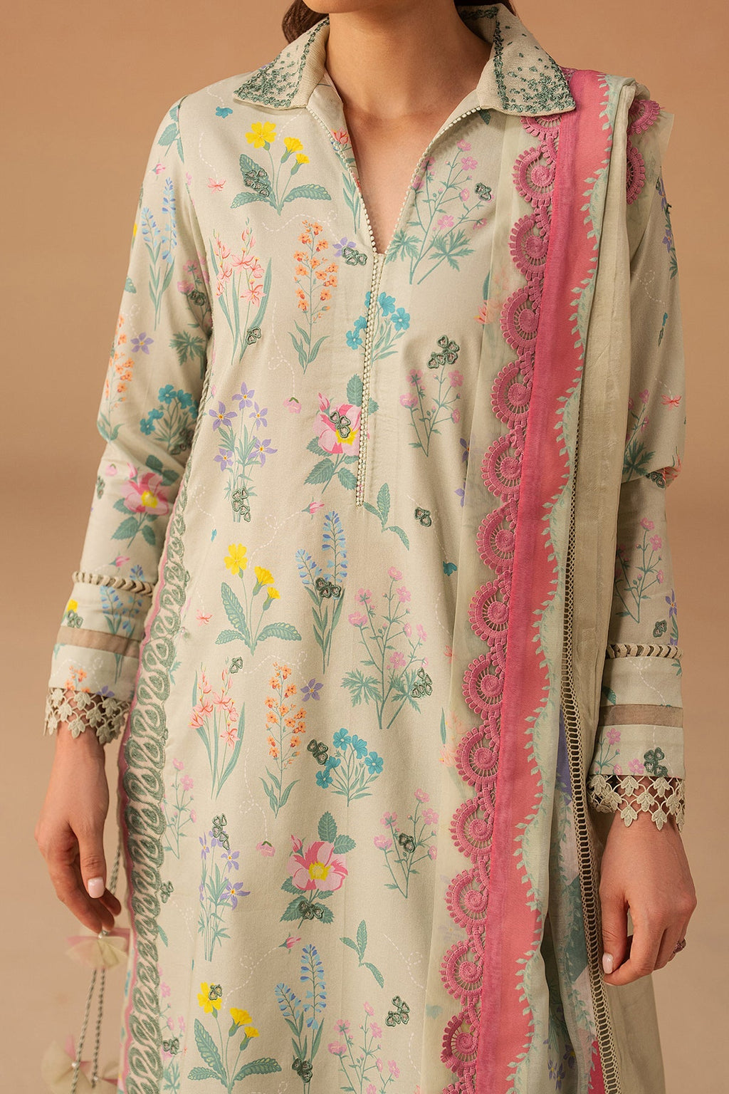 Sunlaced Green Premium Fabric Pakistani Summer Dresses - Afrozeh - 2