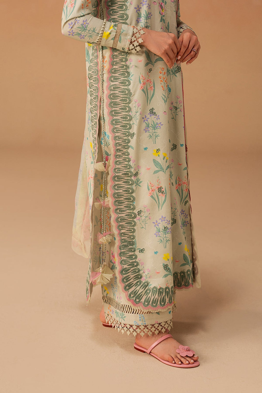 Sunlaced Green Premium Fabric Pakistani Summer Dresses - Afrozeh - 3