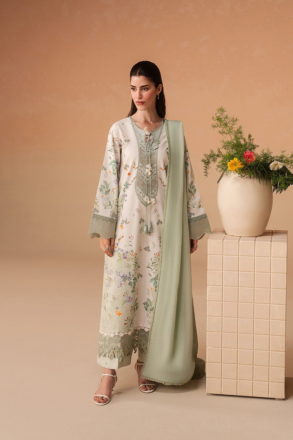 Vesperd Premium Fabric Pakistani Summer Dresses - Afrozeh - 1