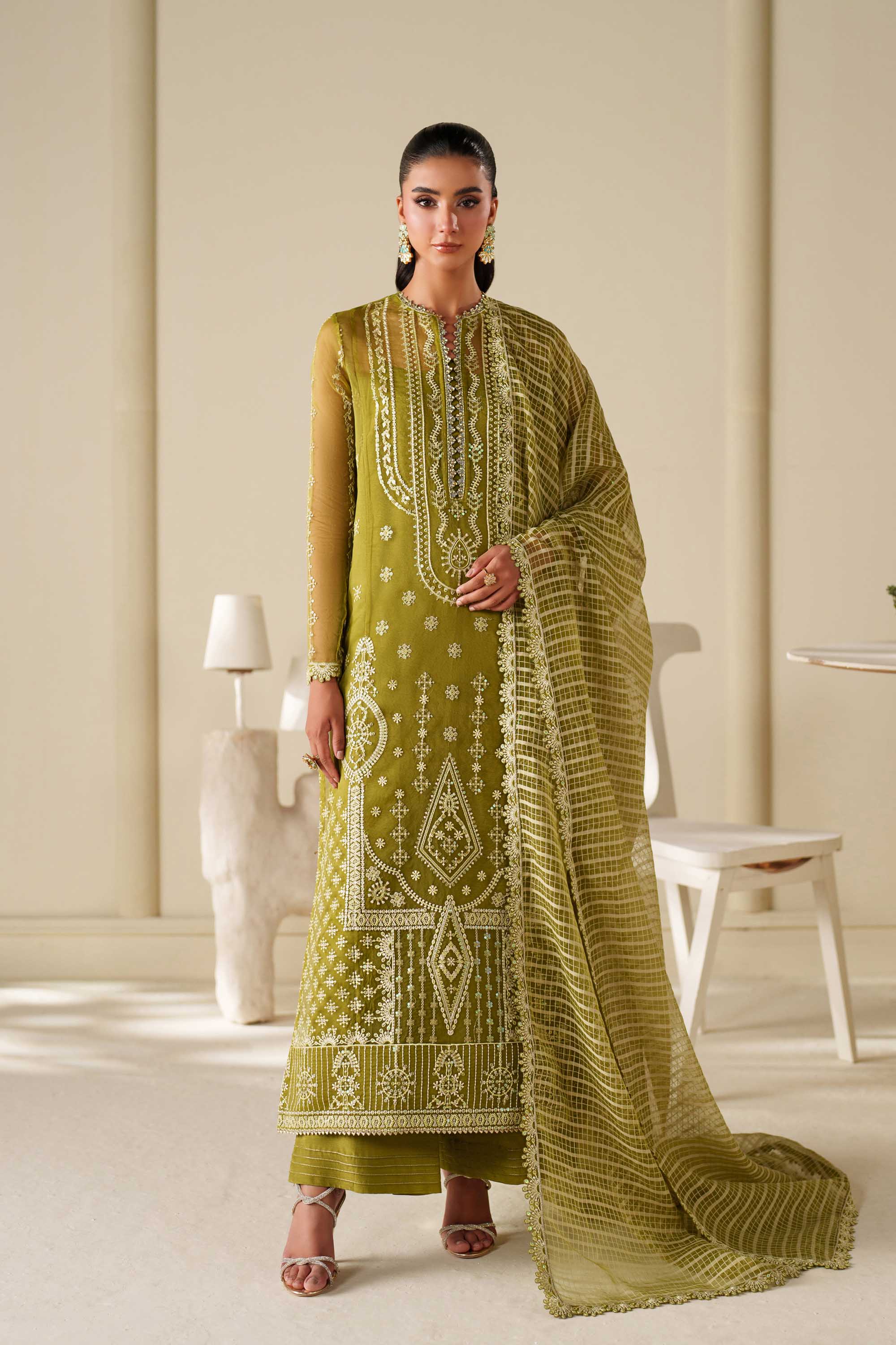 Lumi Luxury Pakistani Fashion