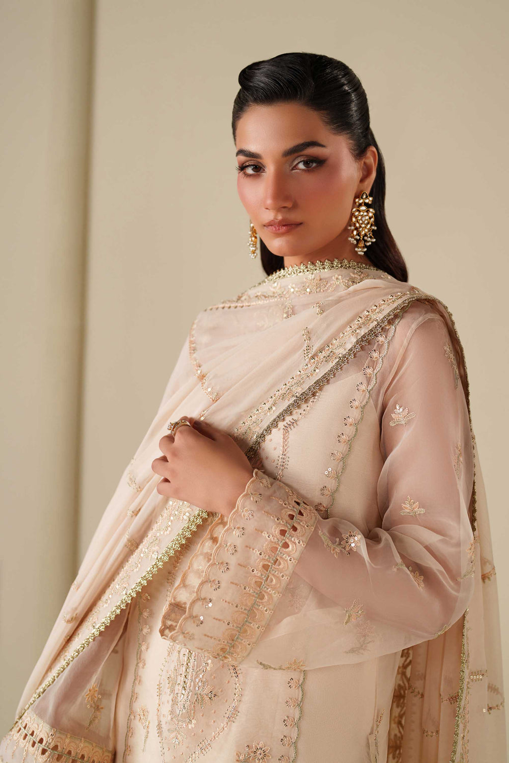 Taupe