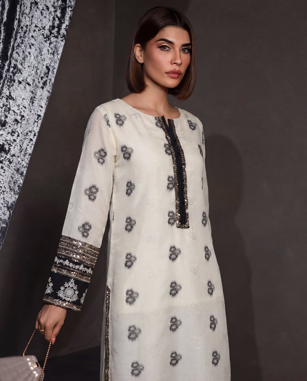 Dur-e-Shahwar Premium Fabric Pakistani Summer Dresses - Sahiba-clothing - 5