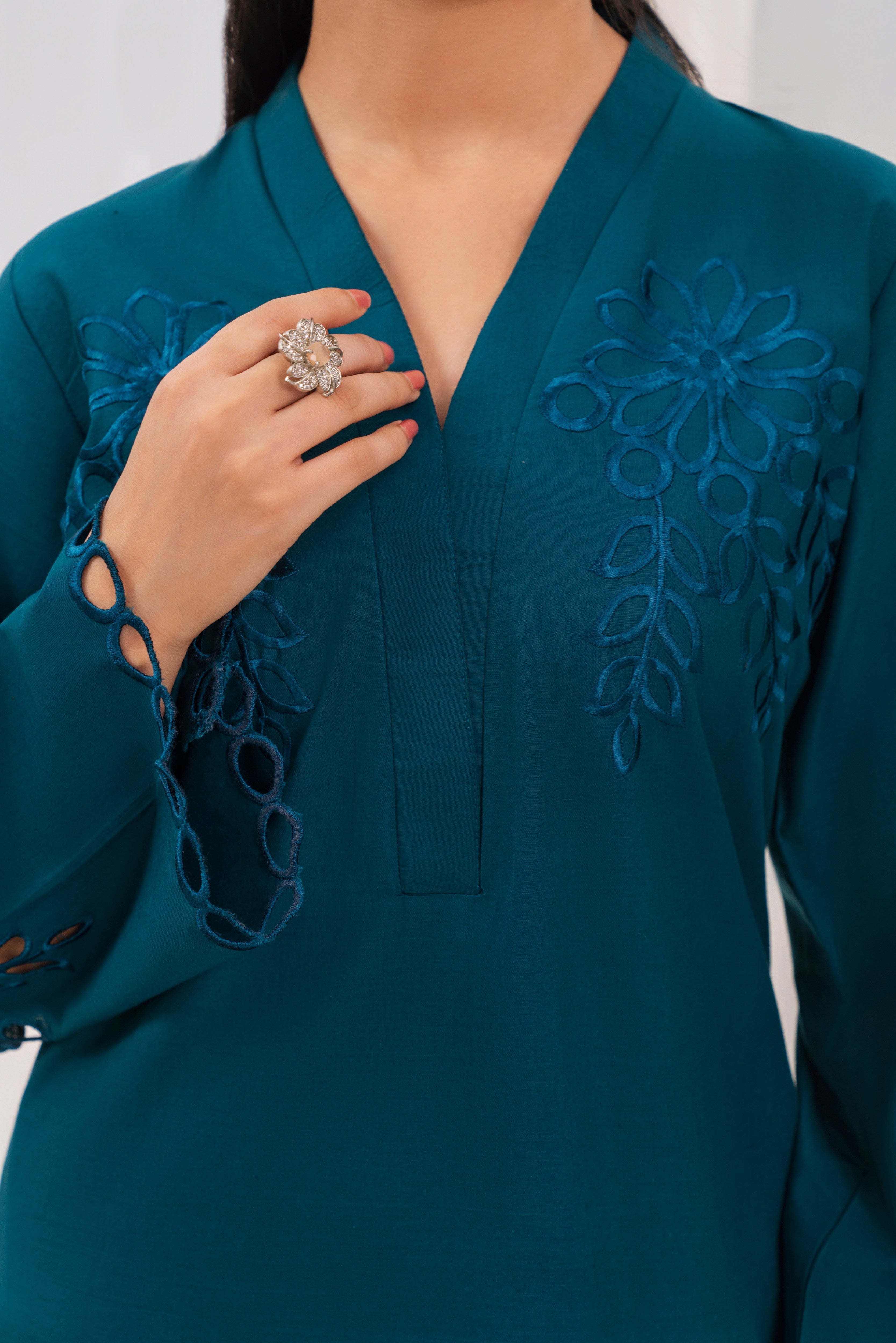 Taskeen - Blue Premium Fabric Pakistani Summer Dresses - Sahiba-clothing - 4