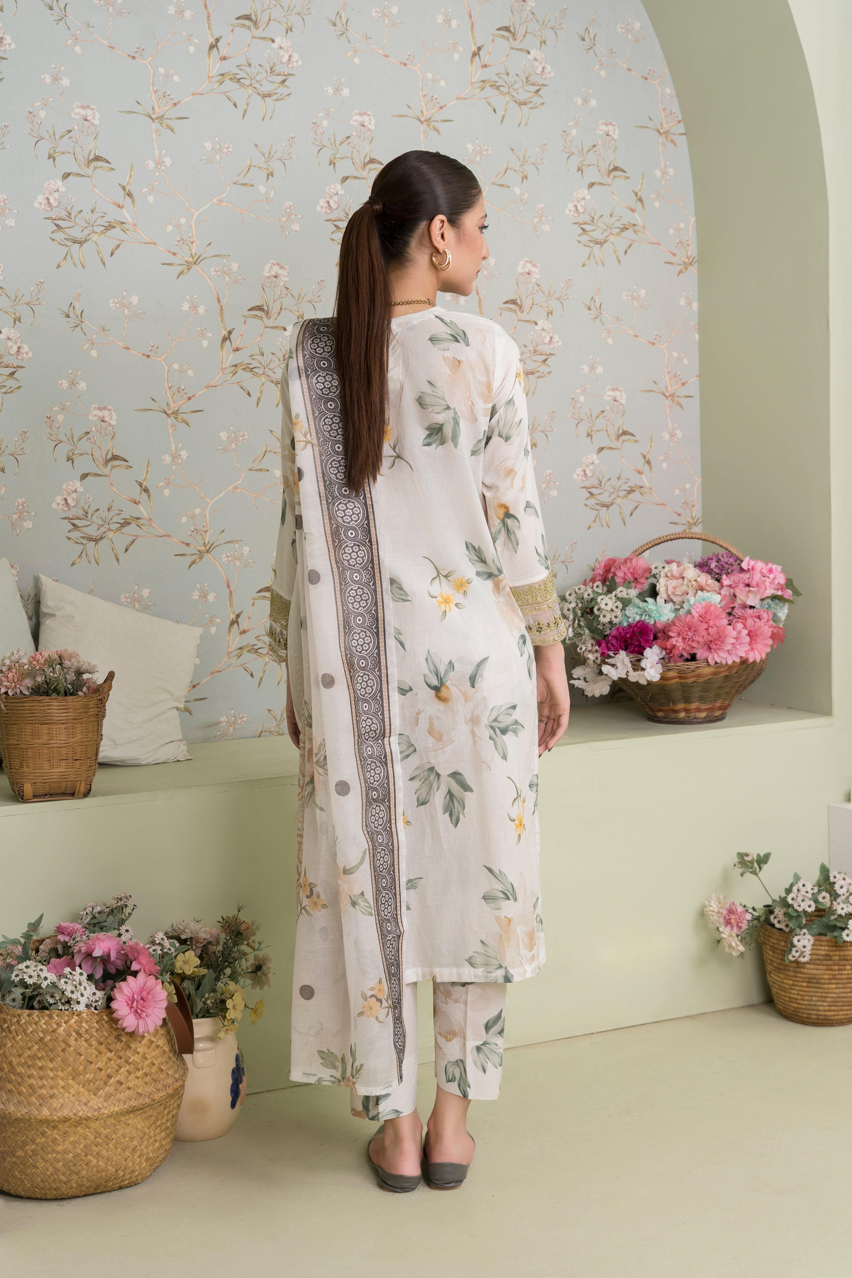 Serenade - White Premium Fabric Pakistani Summer Dresses - Sahiba-clothing - 4