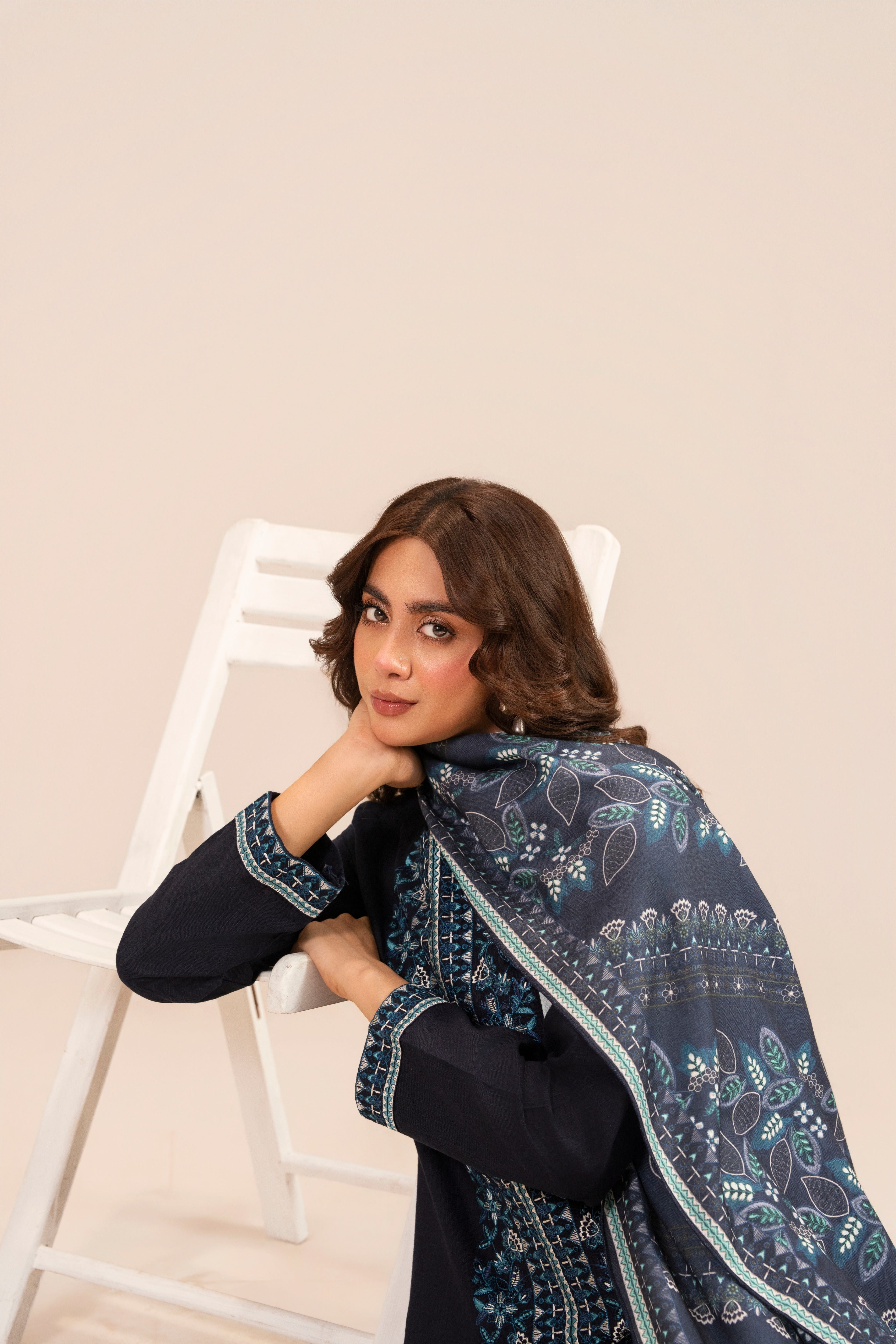 Savaaz Premium Fabric Pakistani Winter Dresses - Sahiba-clothing - 3