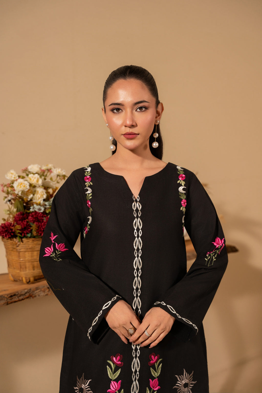 Mari Premium Fabric Pakistani Winter Dresses - Sahiba-clothing - 3