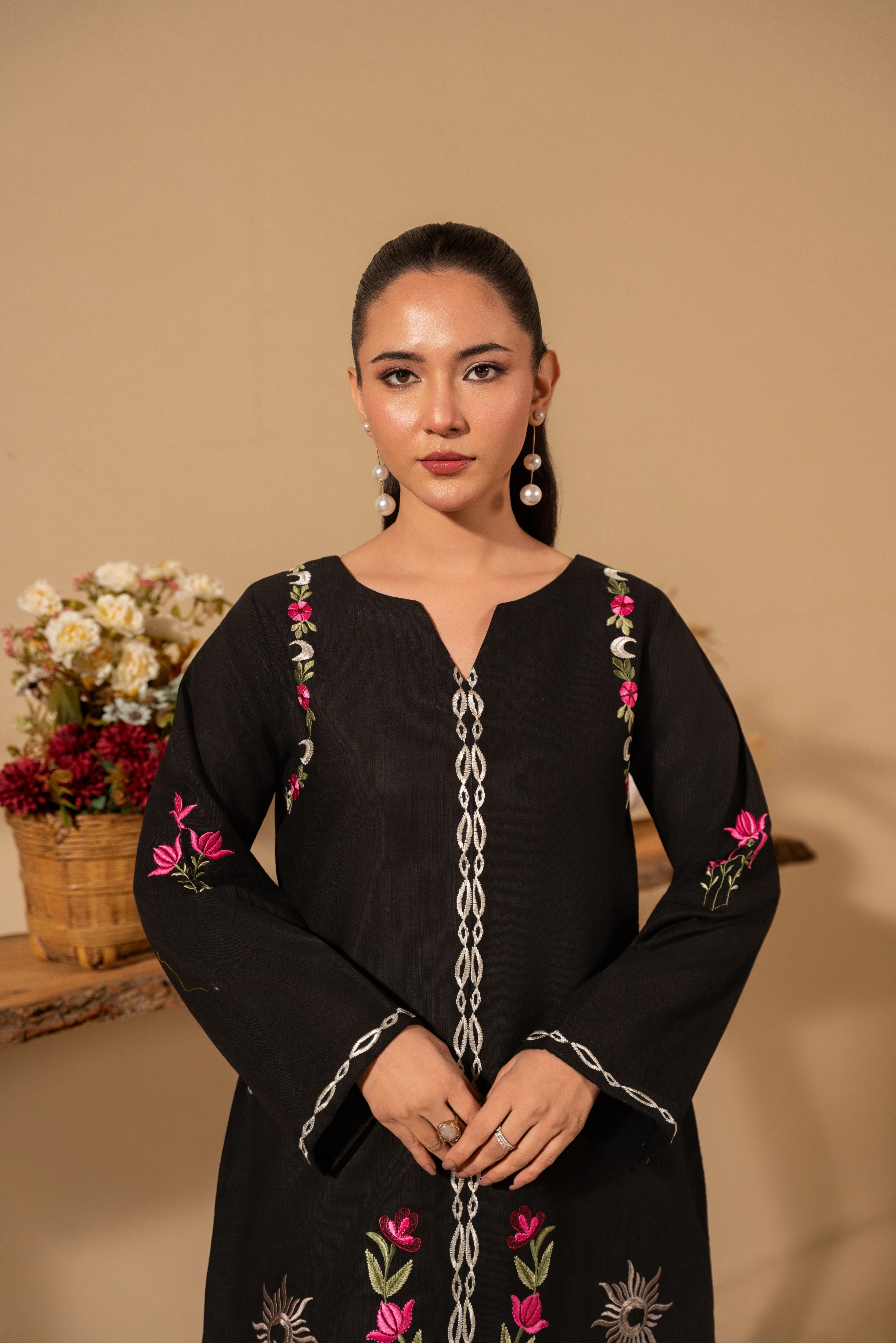 Mari Premium Fabric Pakistani Winter Dresses - Sahiba-clothing - 3