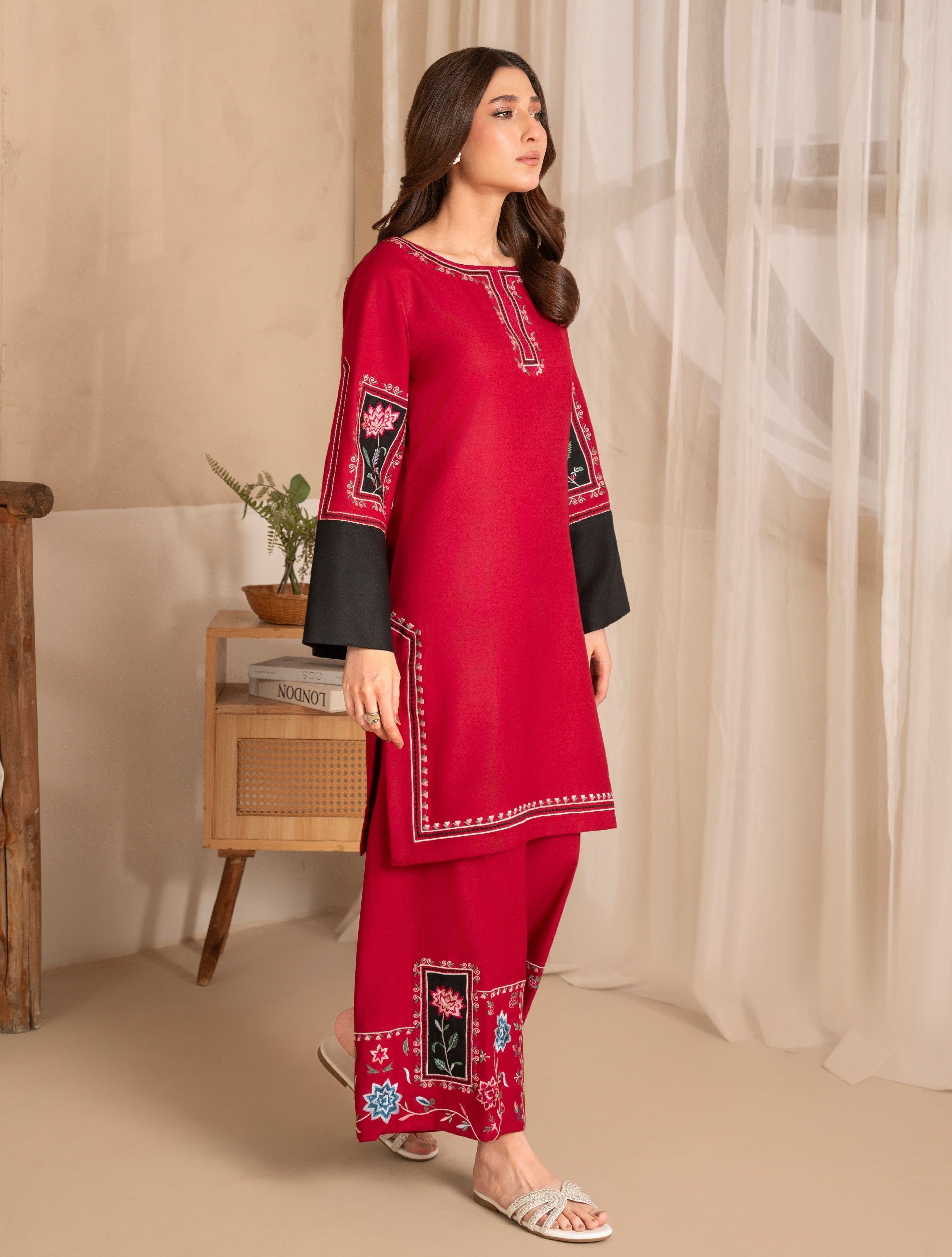 Miraaz Premium Fabric Pakistani Winter Dresses - Sahiba-clothing - 2
