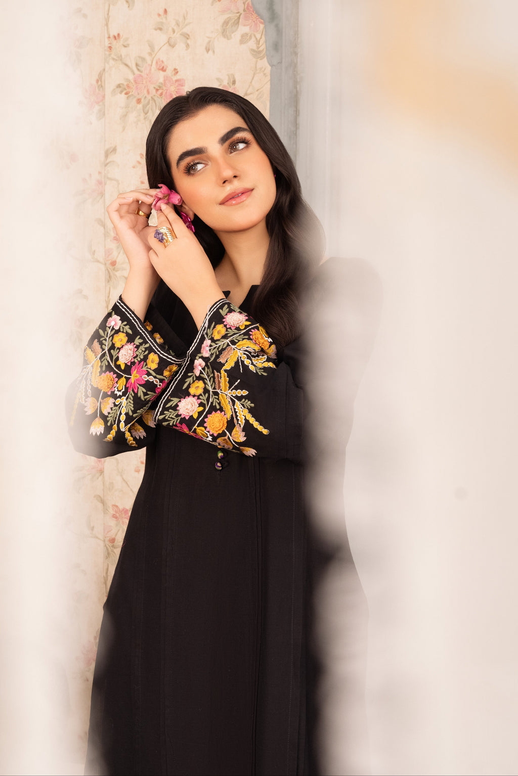 Gulejahan - Black Premium Fabric Pakistani Winter Dresses - Sahiba-clothing - 5