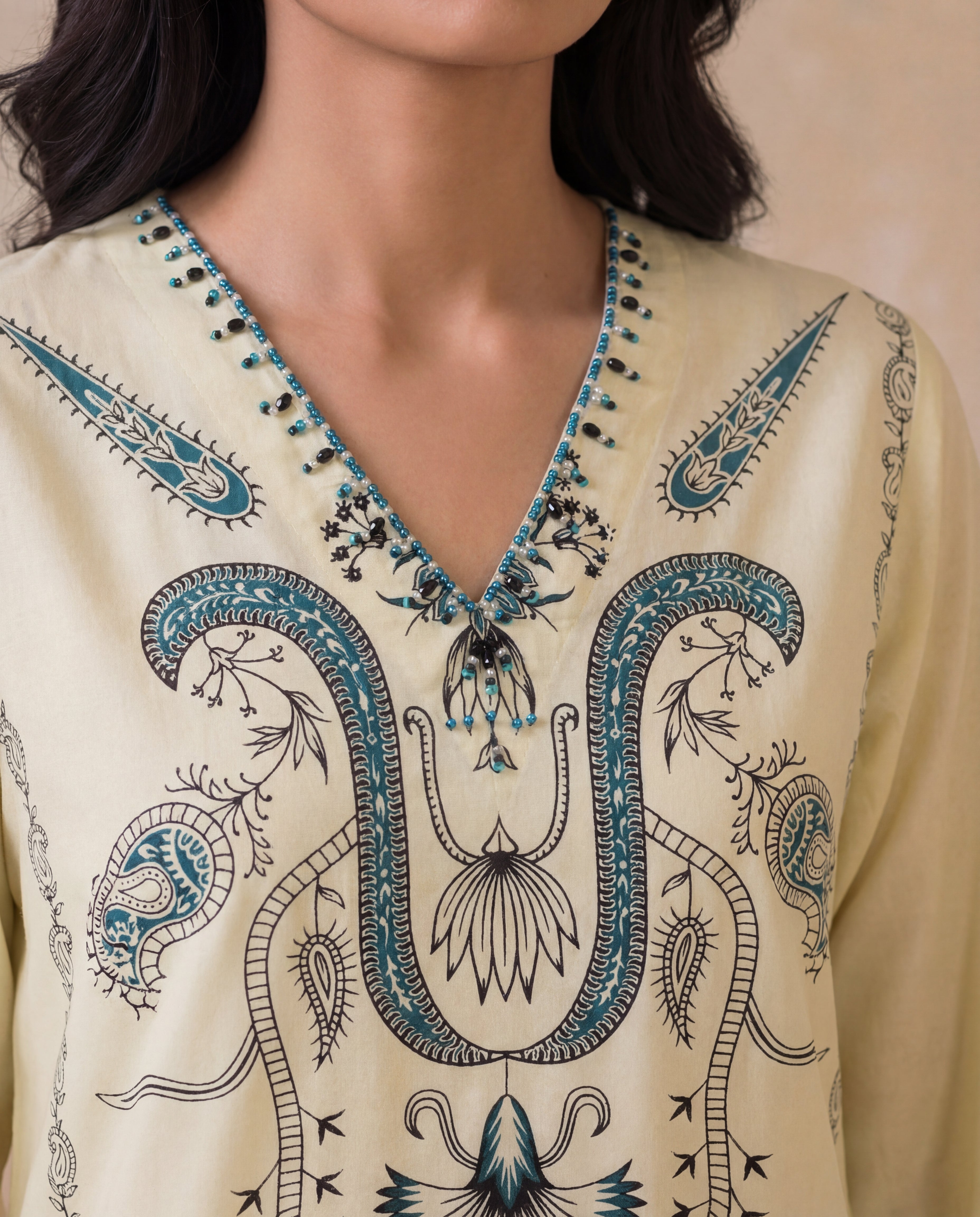 Mahroz Green Premium Fabric Pakistani Winter Dresses - Sahiba-clothing - 4