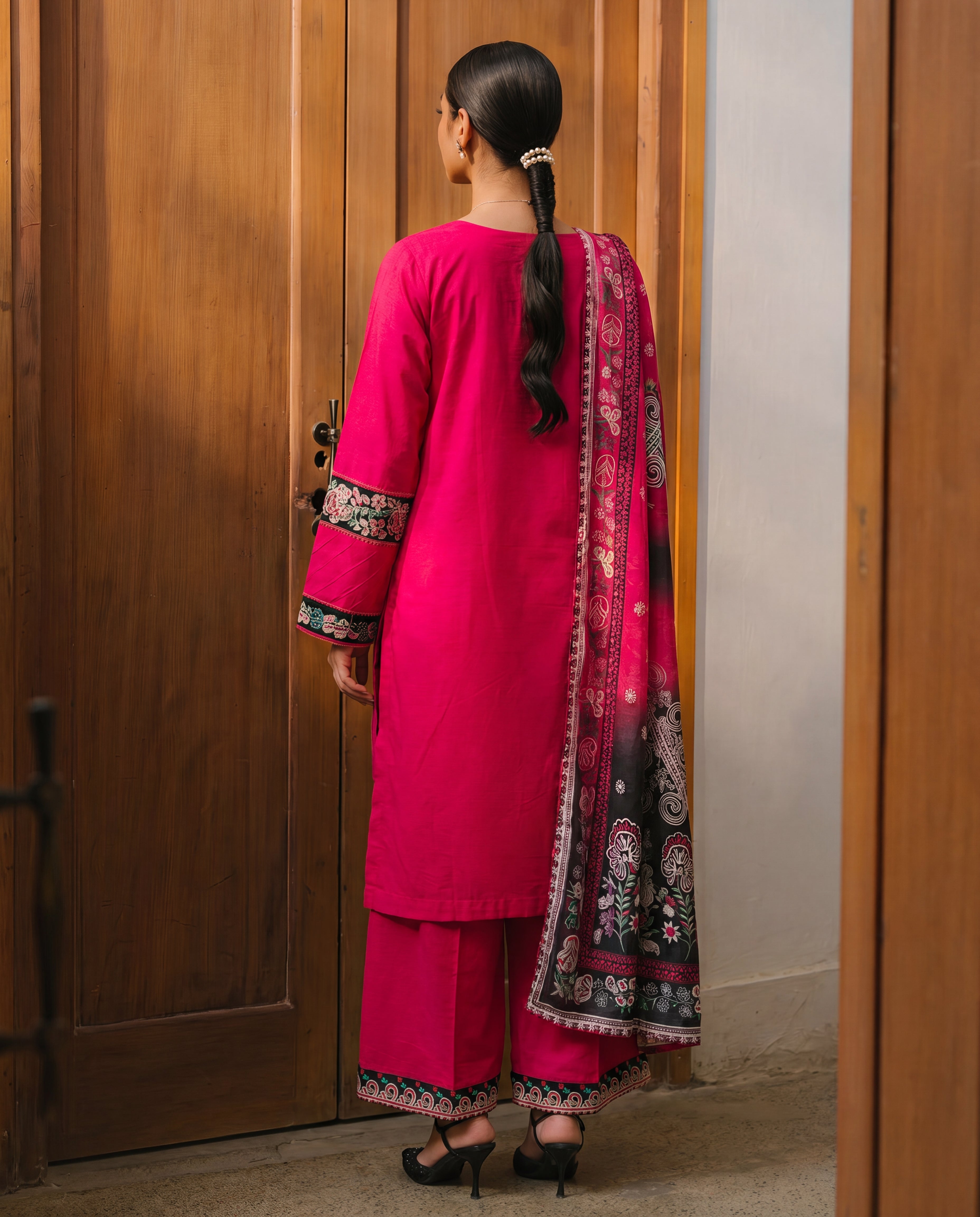 Zarnigar Premium Fabric Pakistani Summer Dresses - Sahiba-clothing - 2