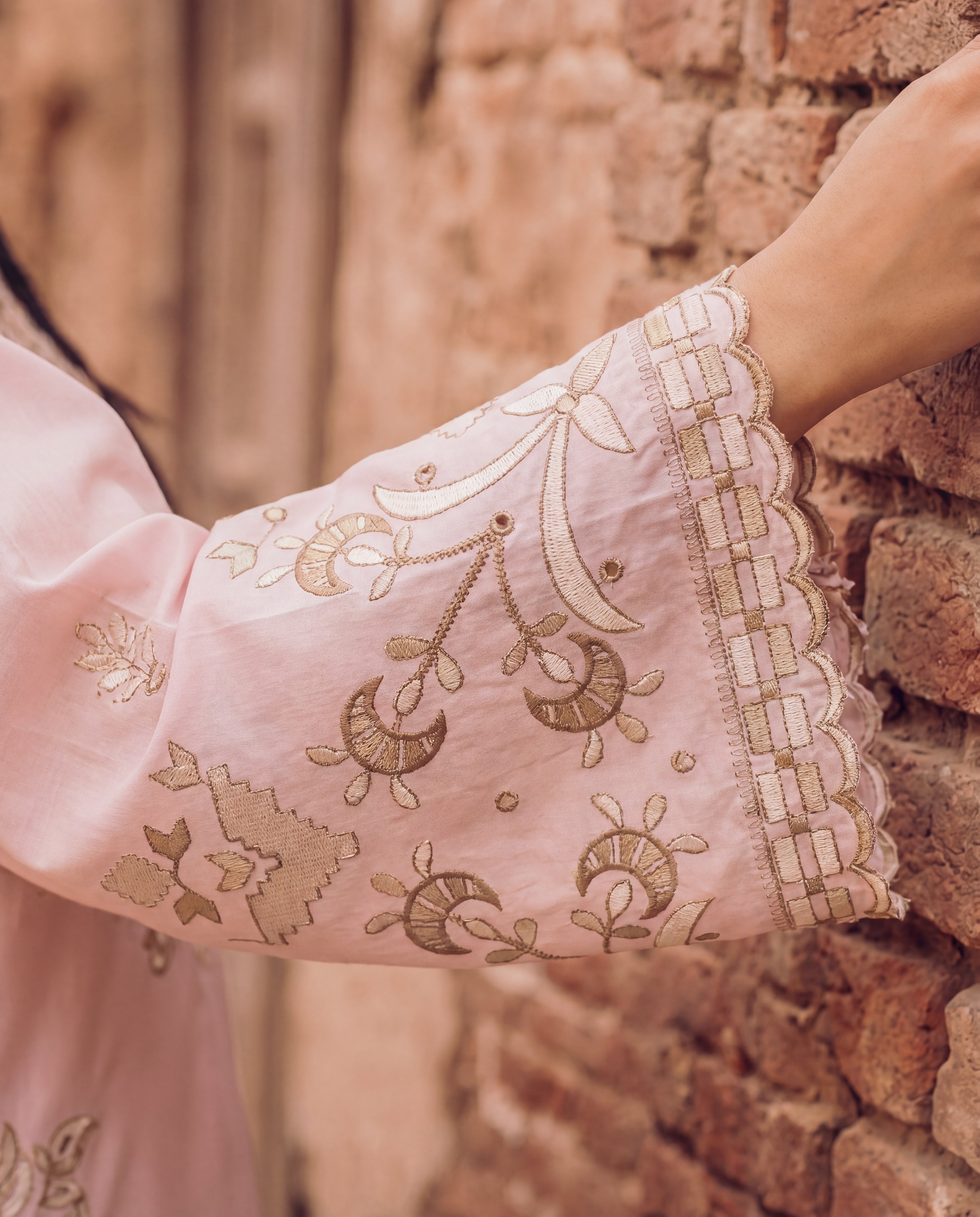 Ishwa Pink Premium Fabric Pakistani Summer Dresses - Sahiba-clothing - 4