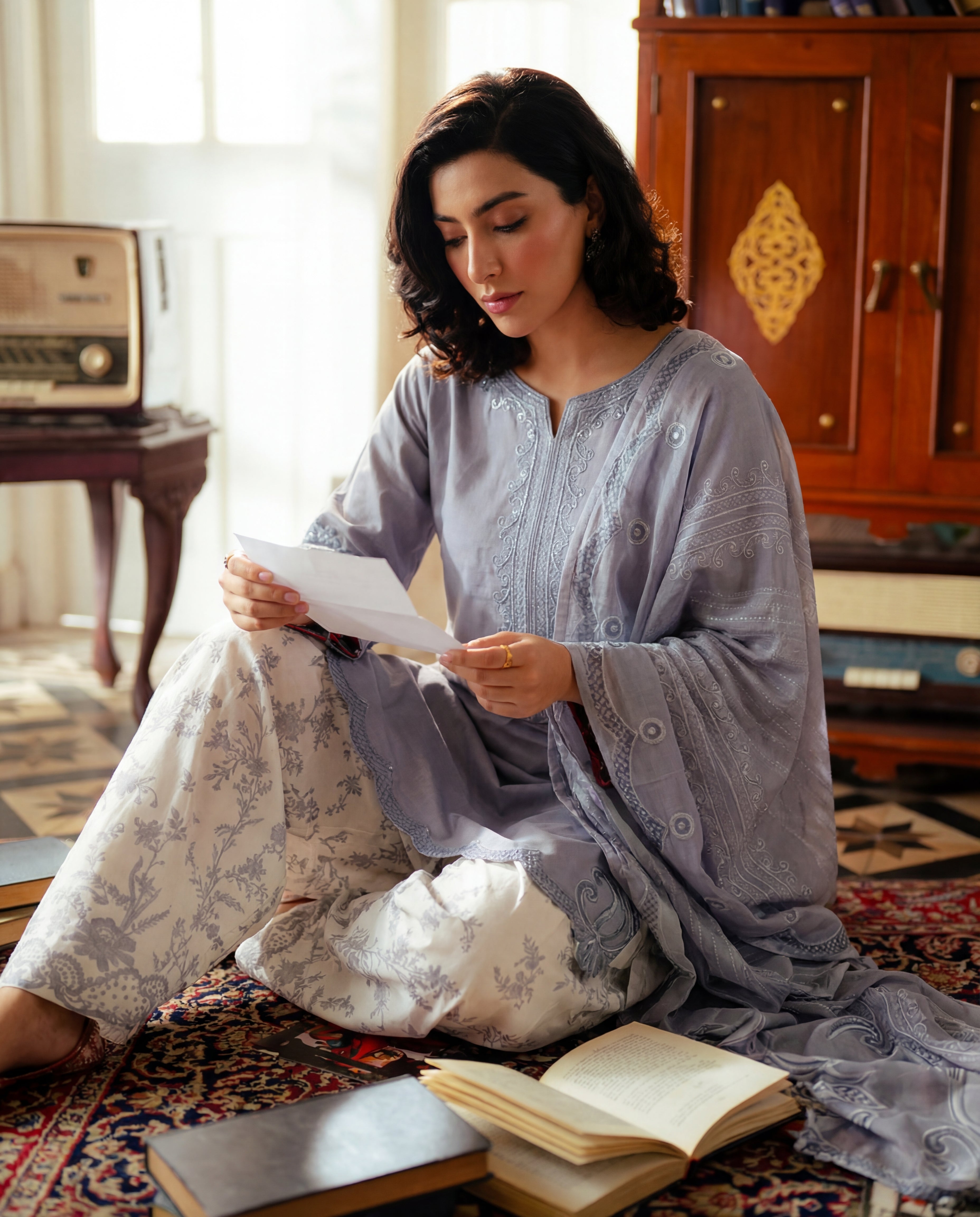 Koh E Noor - Grey Premium Fabric Pakistani Summer Dresses - Sahiba-clothing - 9