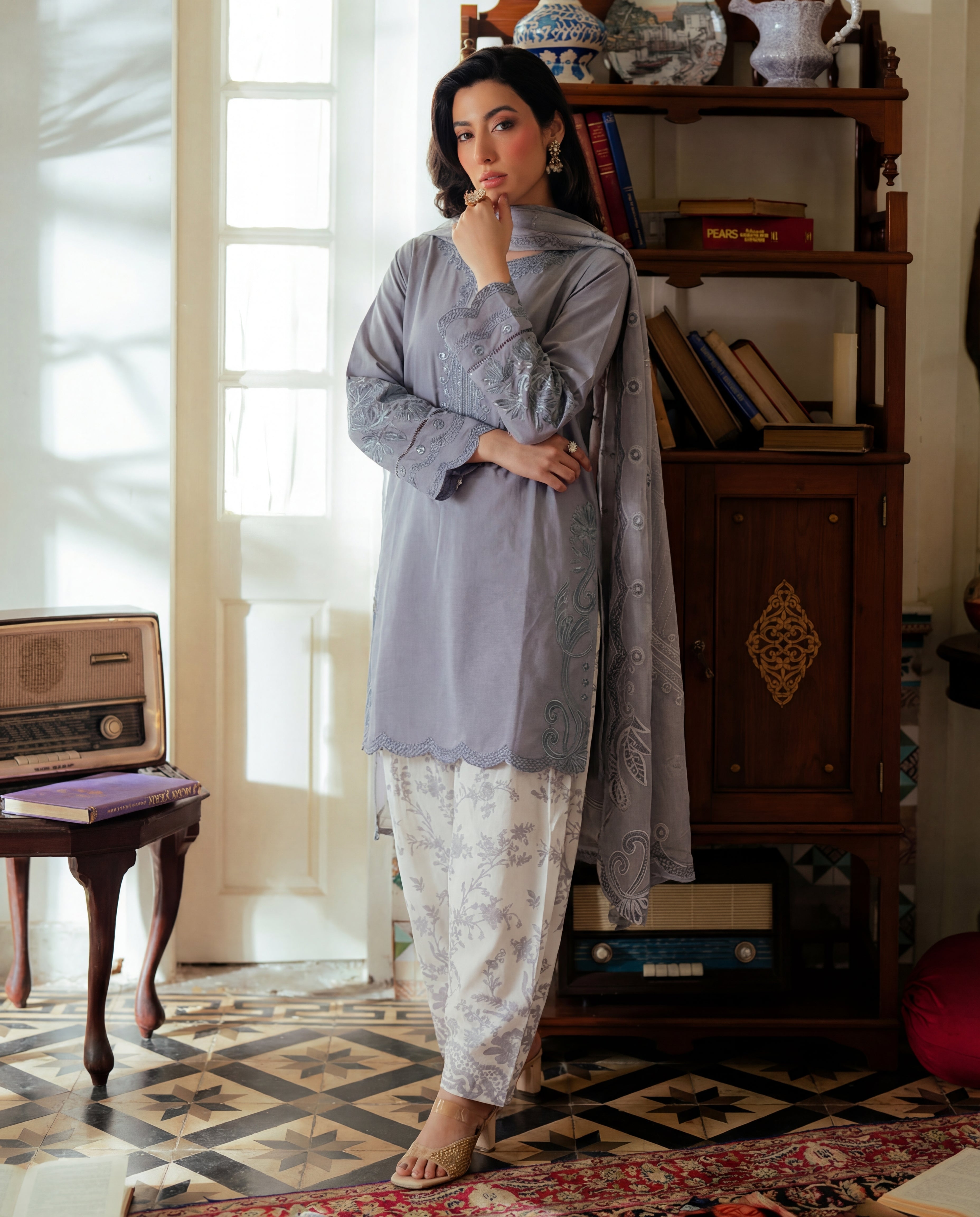 Koh E Noor - Grey Premium Fabric Pakistani Summer Dresses - Sahiba-clothing - 1