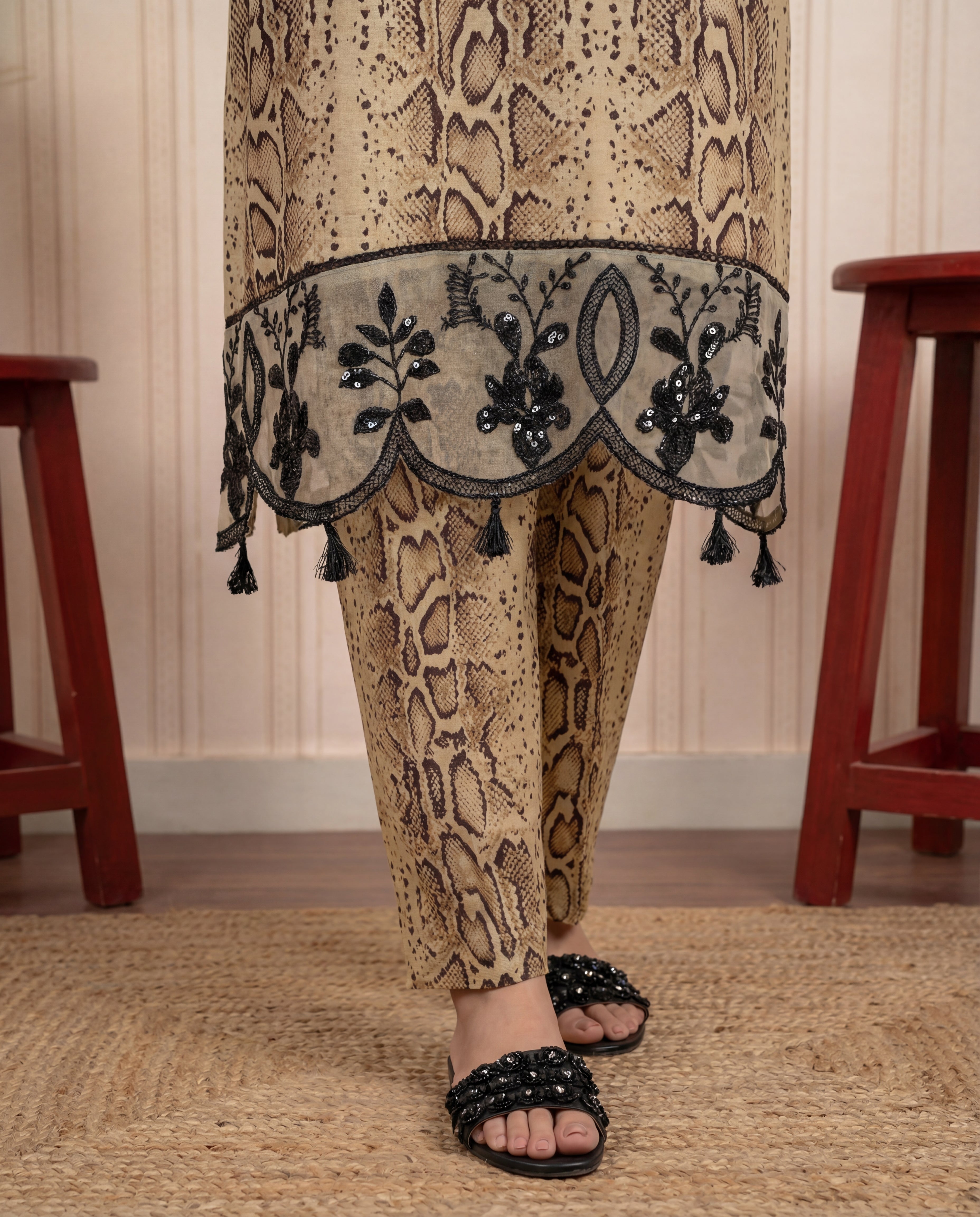 Lively Premium Fabric Pakistani Summer Dresses - Sahiba-clothing - 3