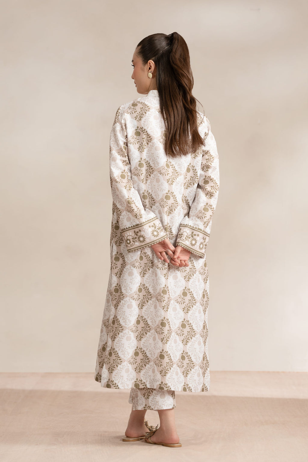 Ivoire Premium Fabric Pakistani Casuals Dresses - Akbar Aslam - 3